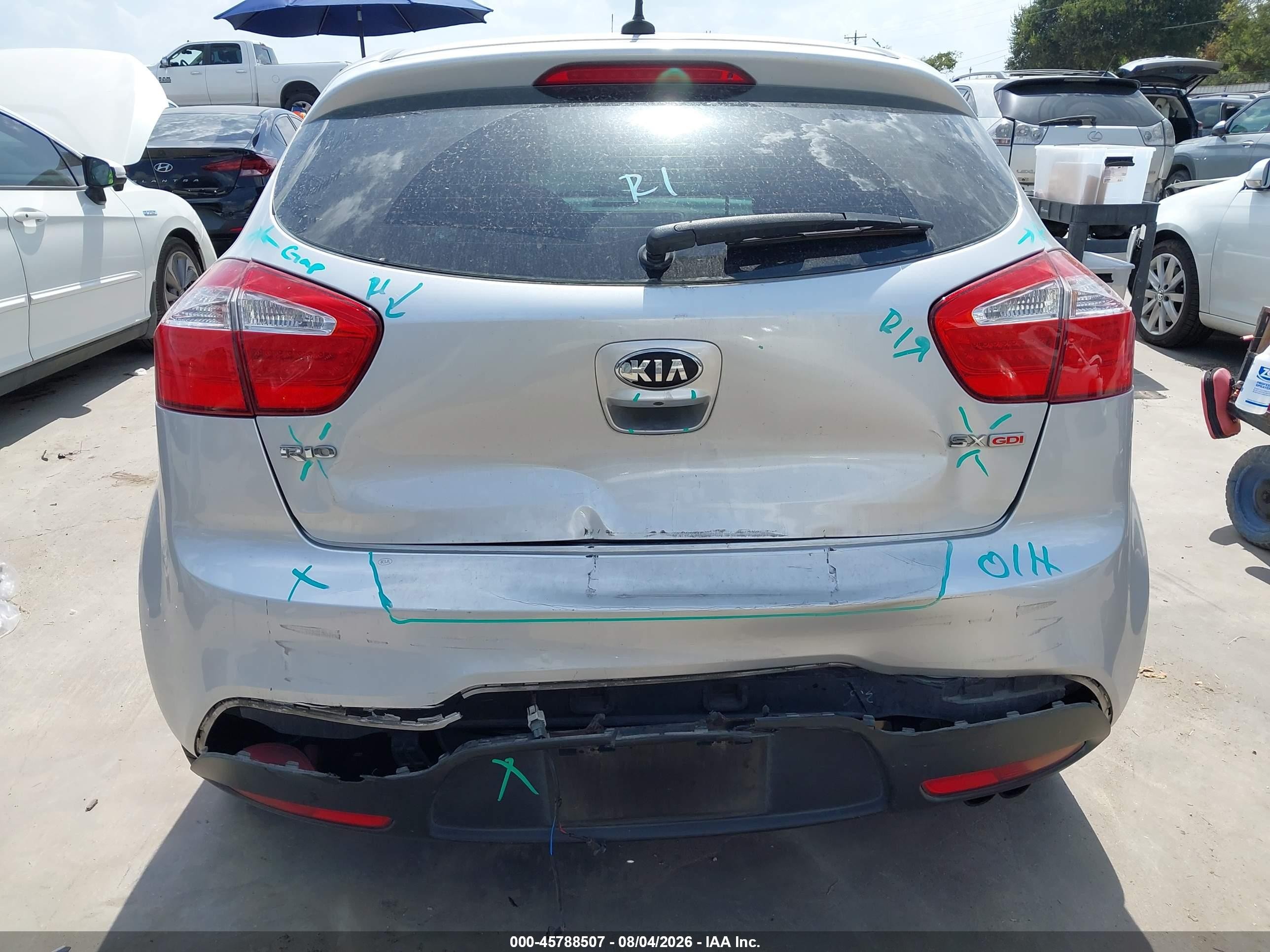 2015 Kia Rio Sx Серебряный vin: KNADN5A30F6447939