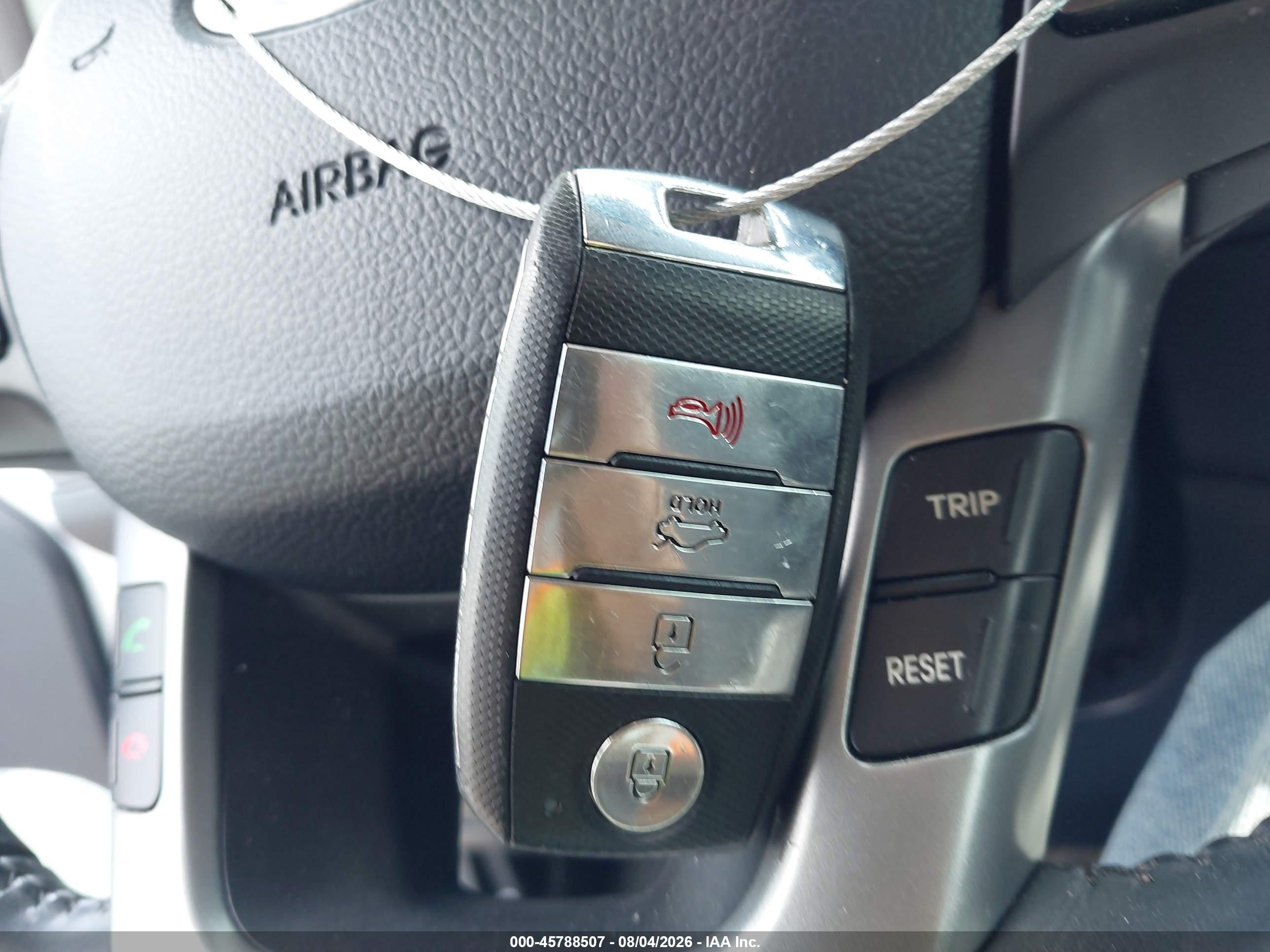 2015 Kia Rio Sx Серебряный vin: KNADN5A30F6447939