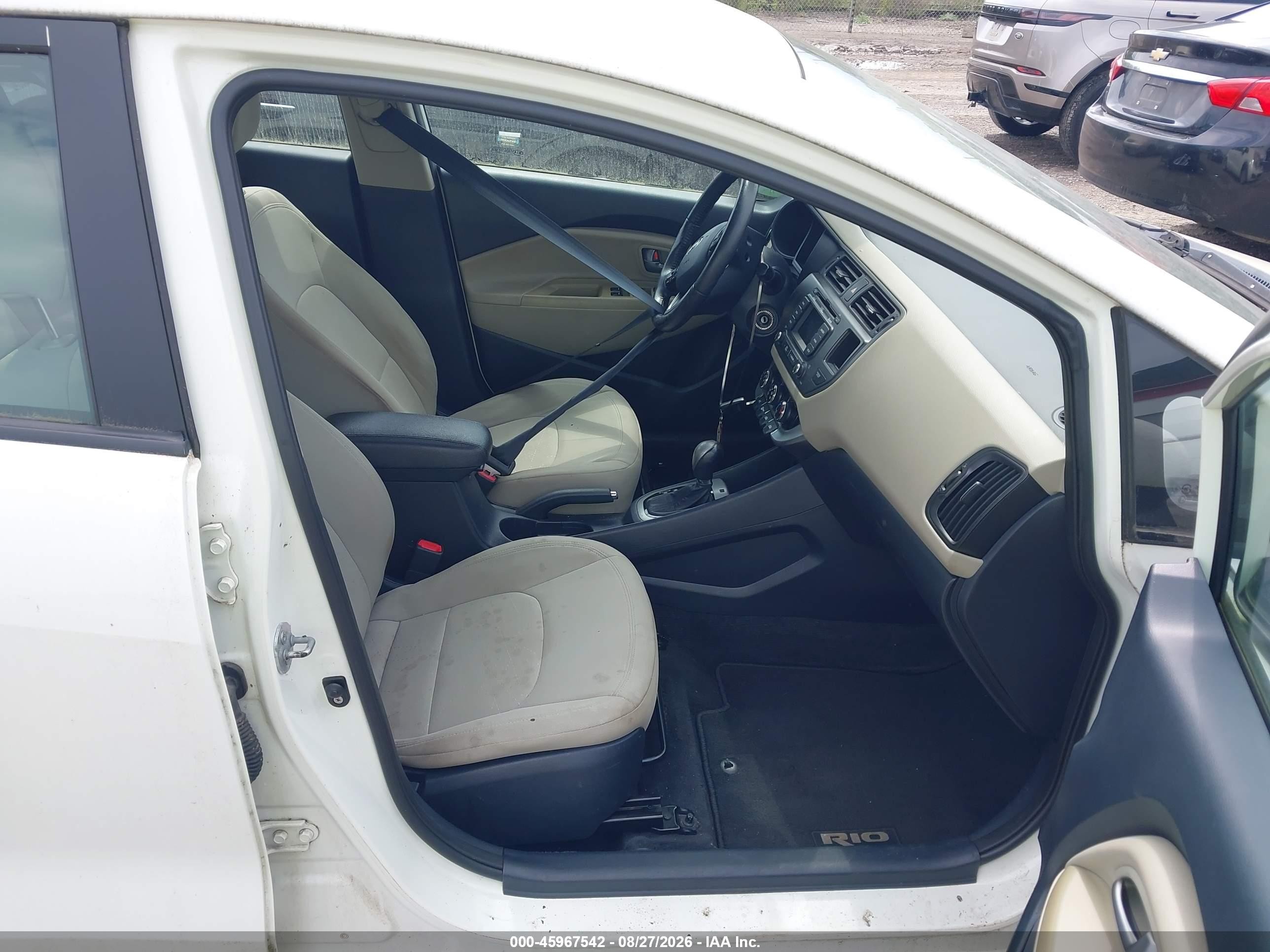 2013 Kia Rio Ex Белый vin: KNADN5A32D6112565