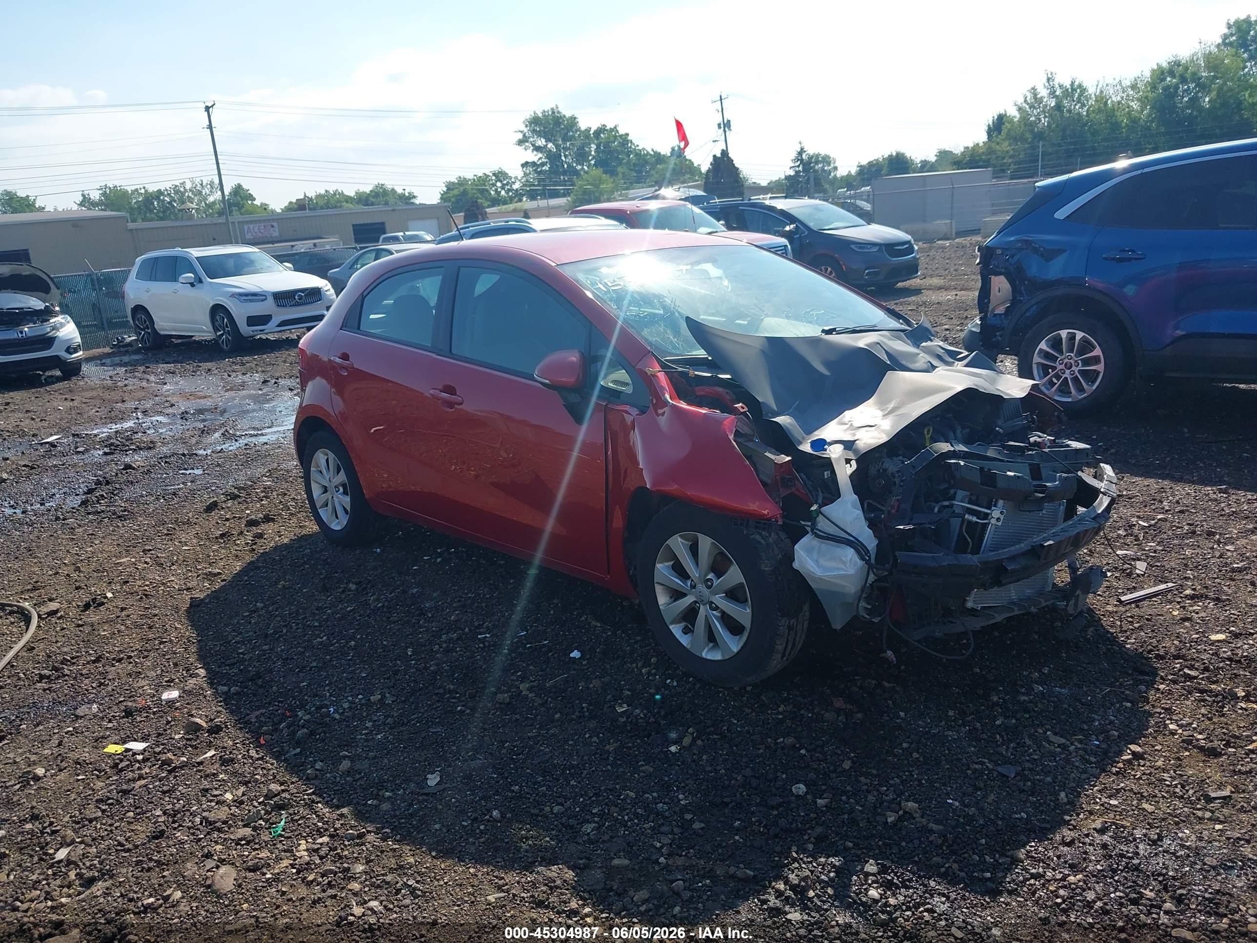 2014 Kia Rio Ex Red vin: KNADN5A32E6334511
