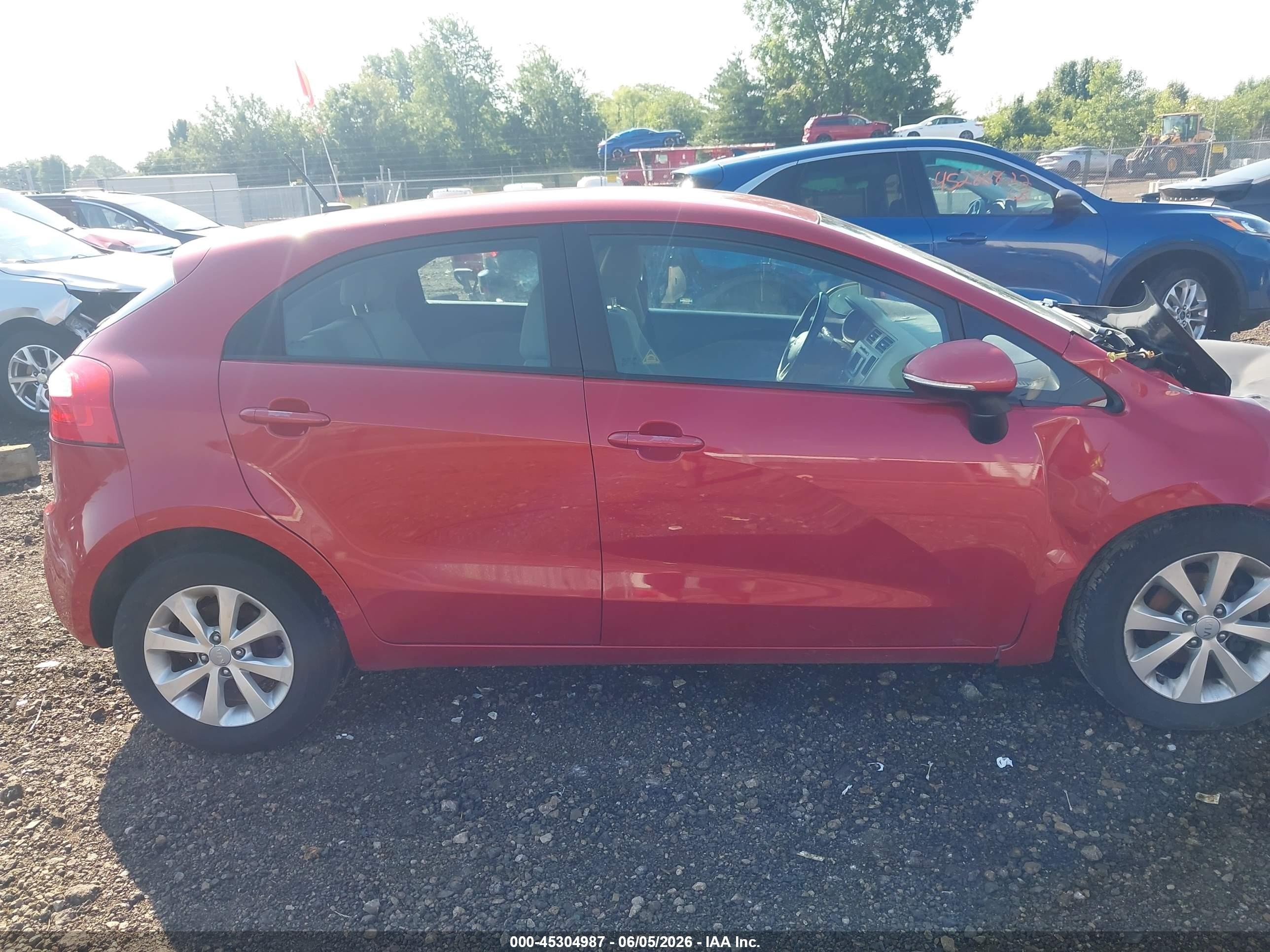 2014 Kia Rio Ex Red vin: KNADN5A32E6334511