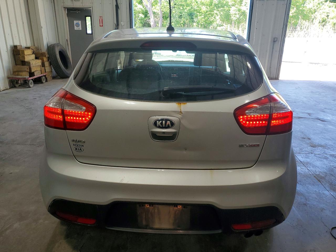 2015 Kia Rio 5-door Sx Silver vin: KNADN5A32F6459591
