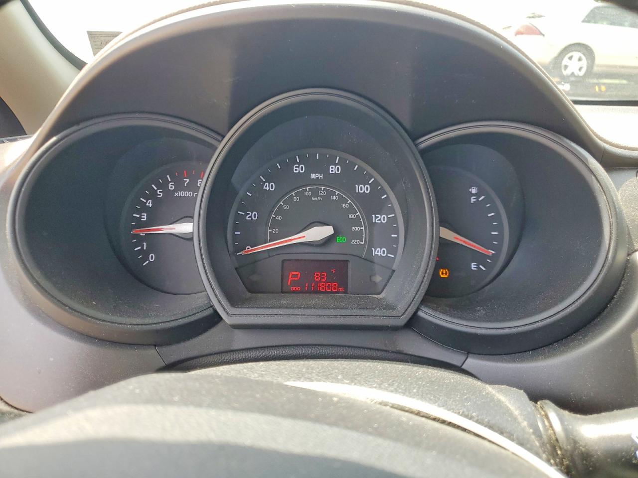 2013 Kia Rio 5-door Ex Burgundy vin: KNADN5A33D6132386