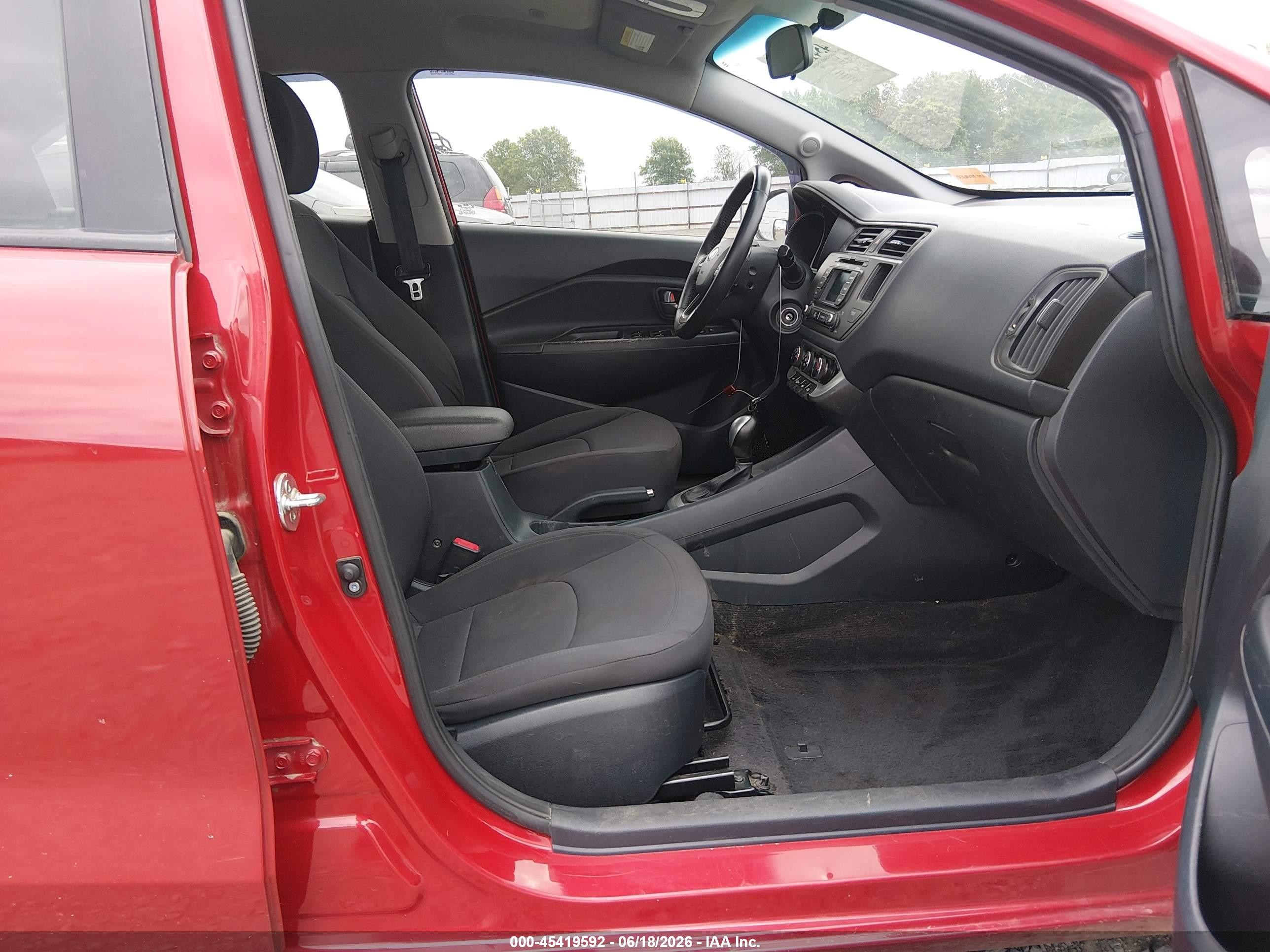2015 Kia Rio Ex Красный vin: KNADN5A33F6441181