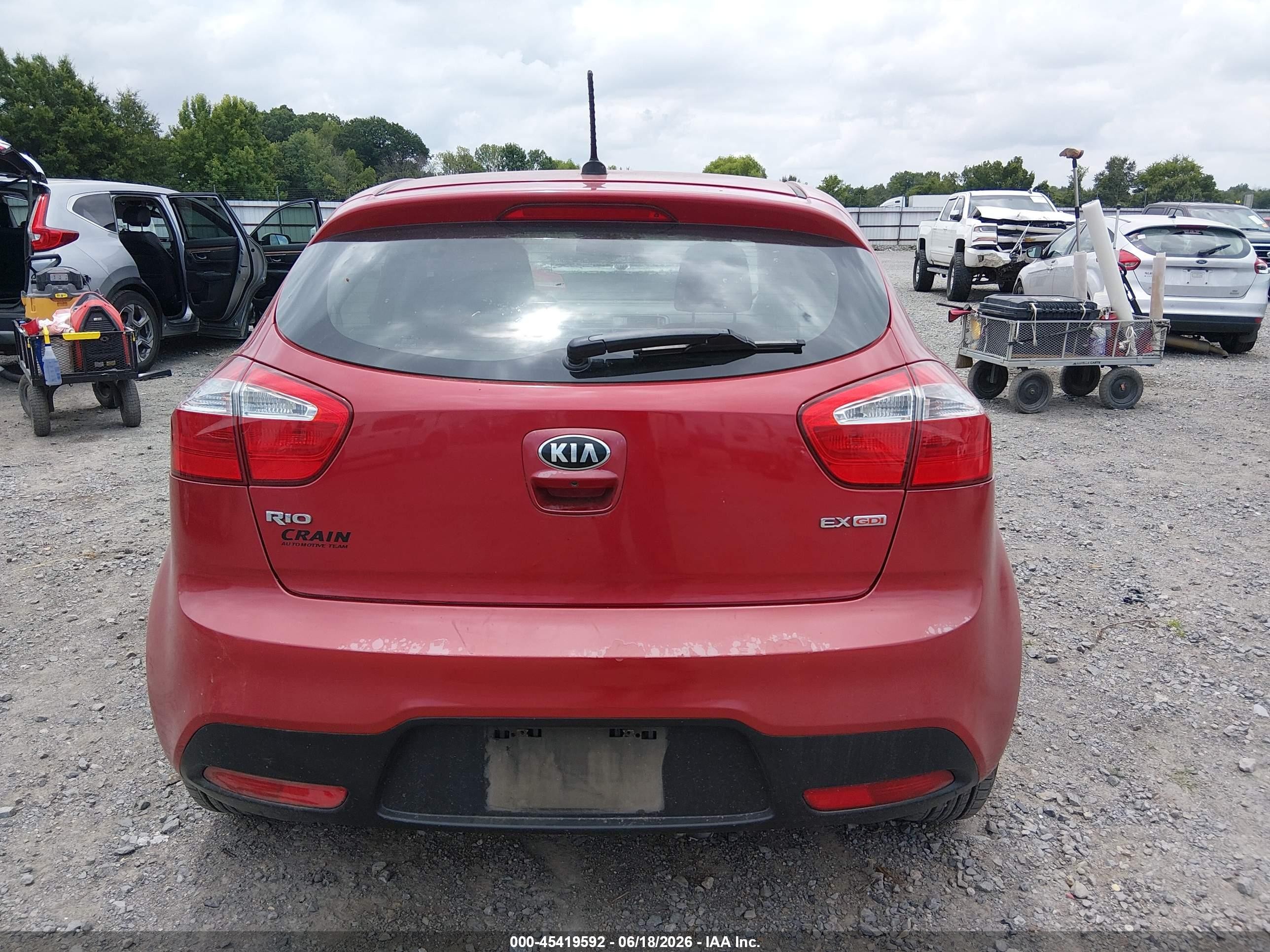 2015 Kia Rio Ex Красный vin: KNADN5A33F6441181