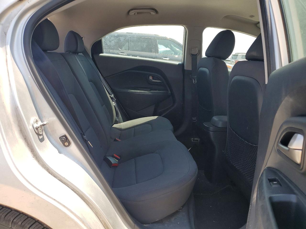 2012 Kia Rio Silver vin: KNADN5A34C6024664