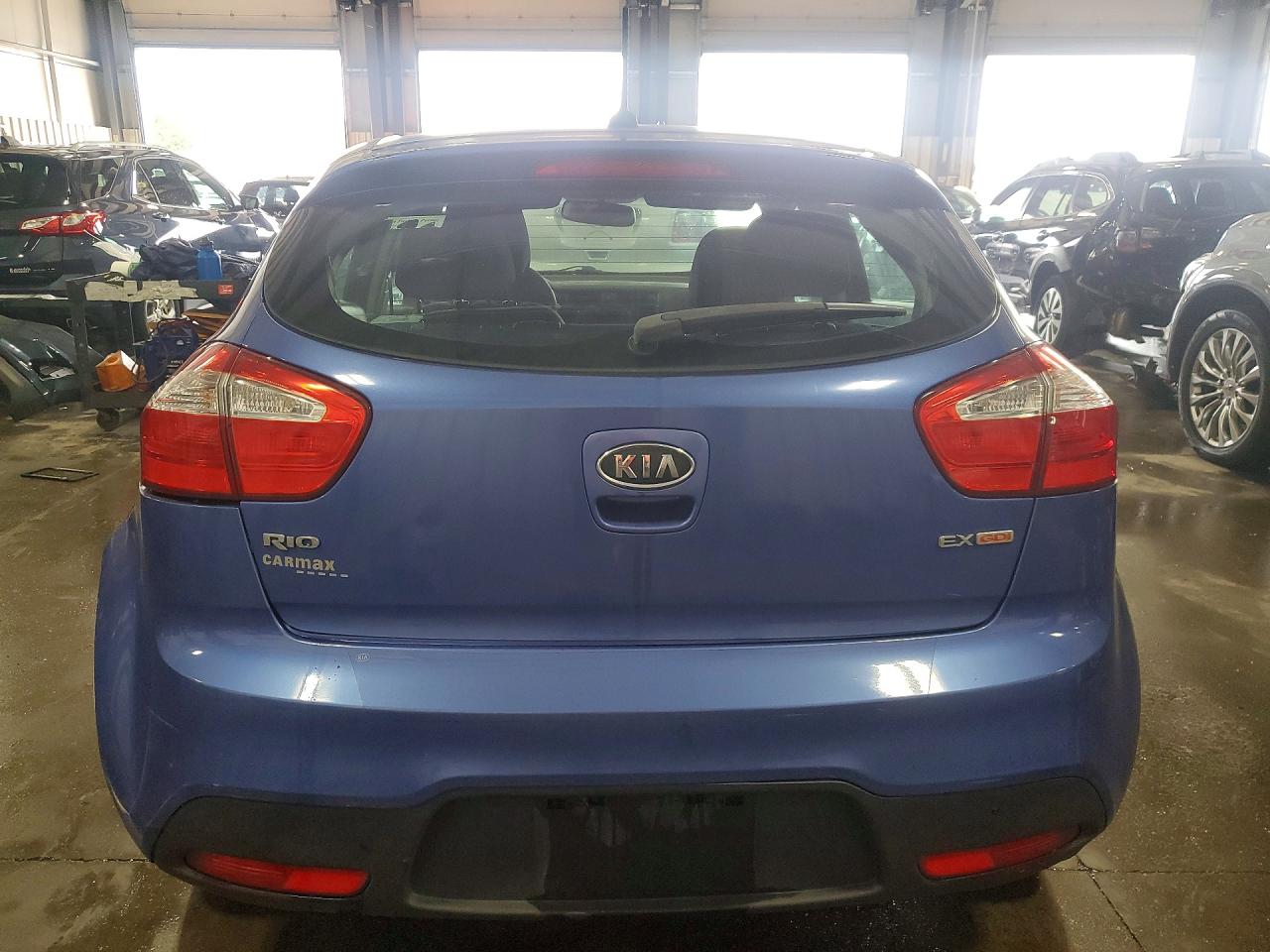 2013 Kia Rio 5-door Ex Blue vin: KNADN5A35D6126041