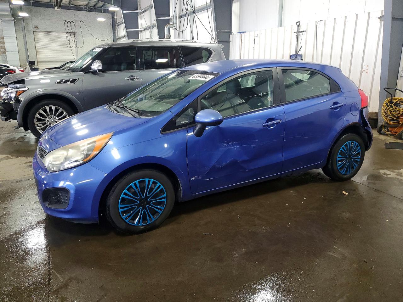 2013 Kia Rio 5-door Ex Blue vin: KNADN5A35D6126041