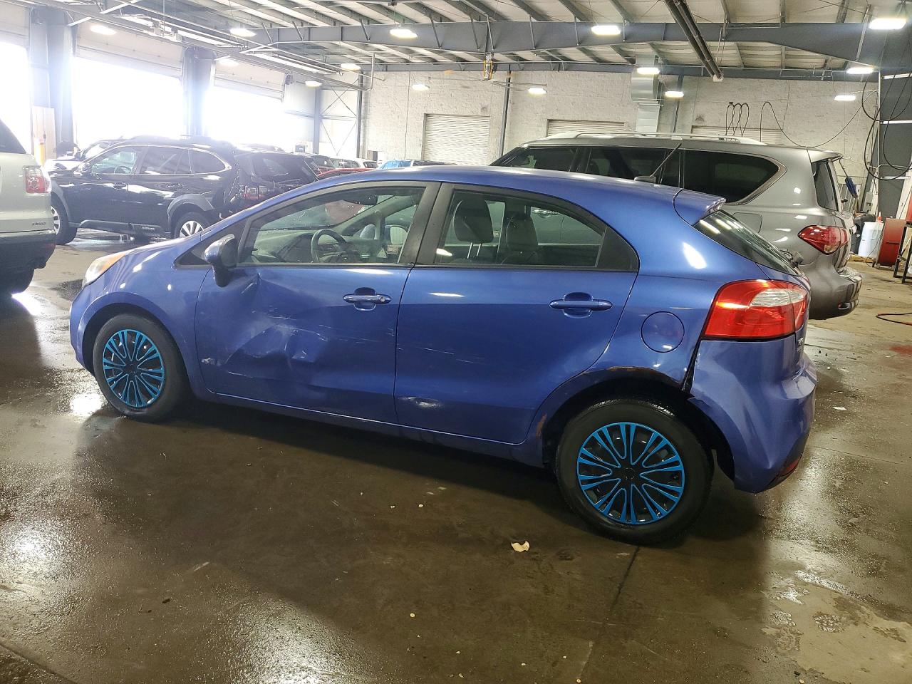 2013 Kia Rio 5-door Ex Blue vin: KNADN5A35D6126041