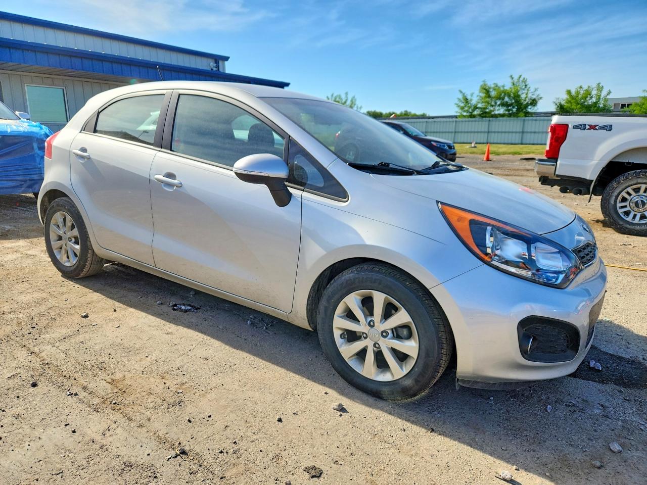 2015 Kia Rio 5-door Ex Silver vin: KNADN5A35F6435477
