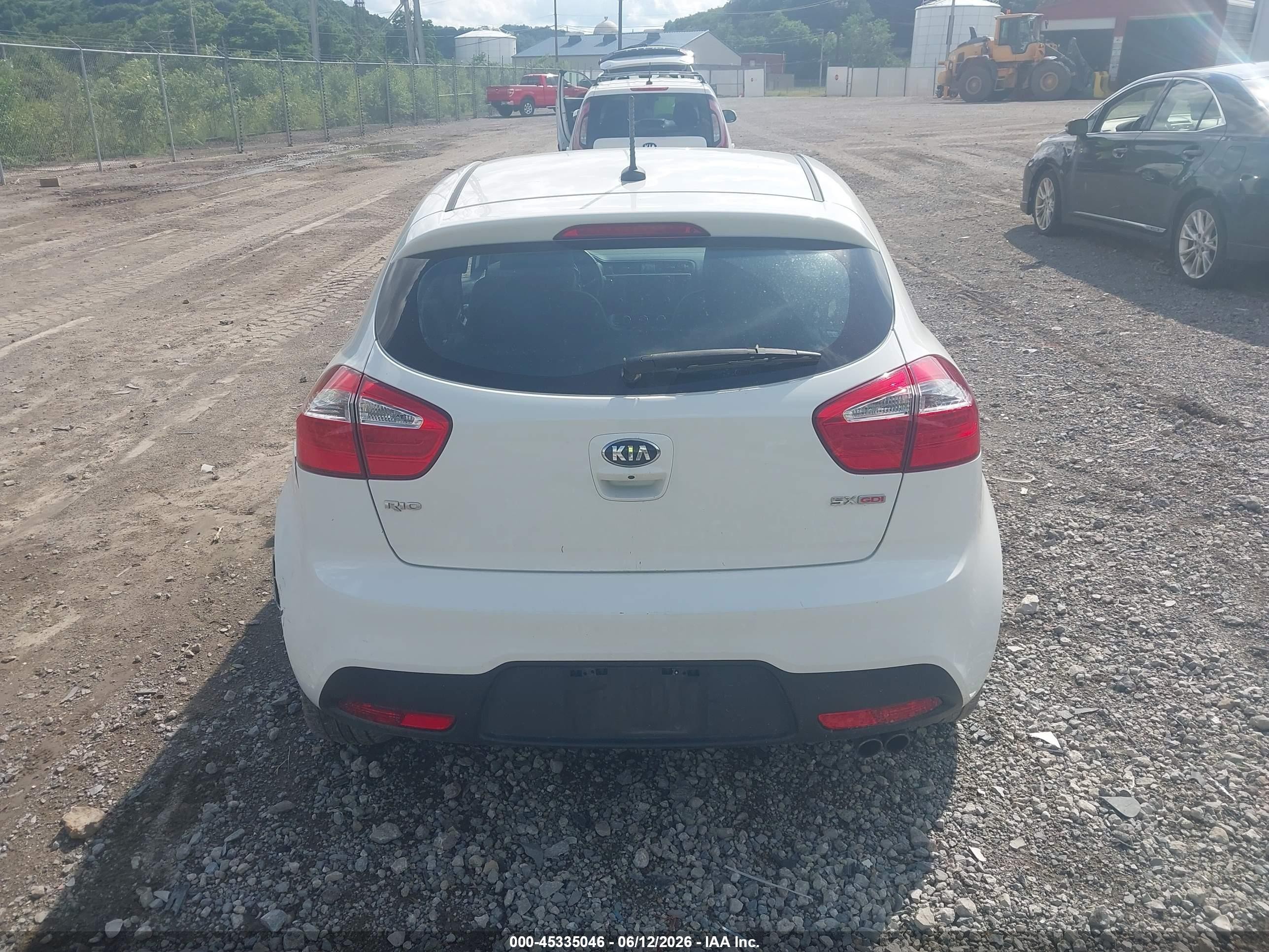2013 Kia Rio Sx White vin: KNADN5A37D6171790