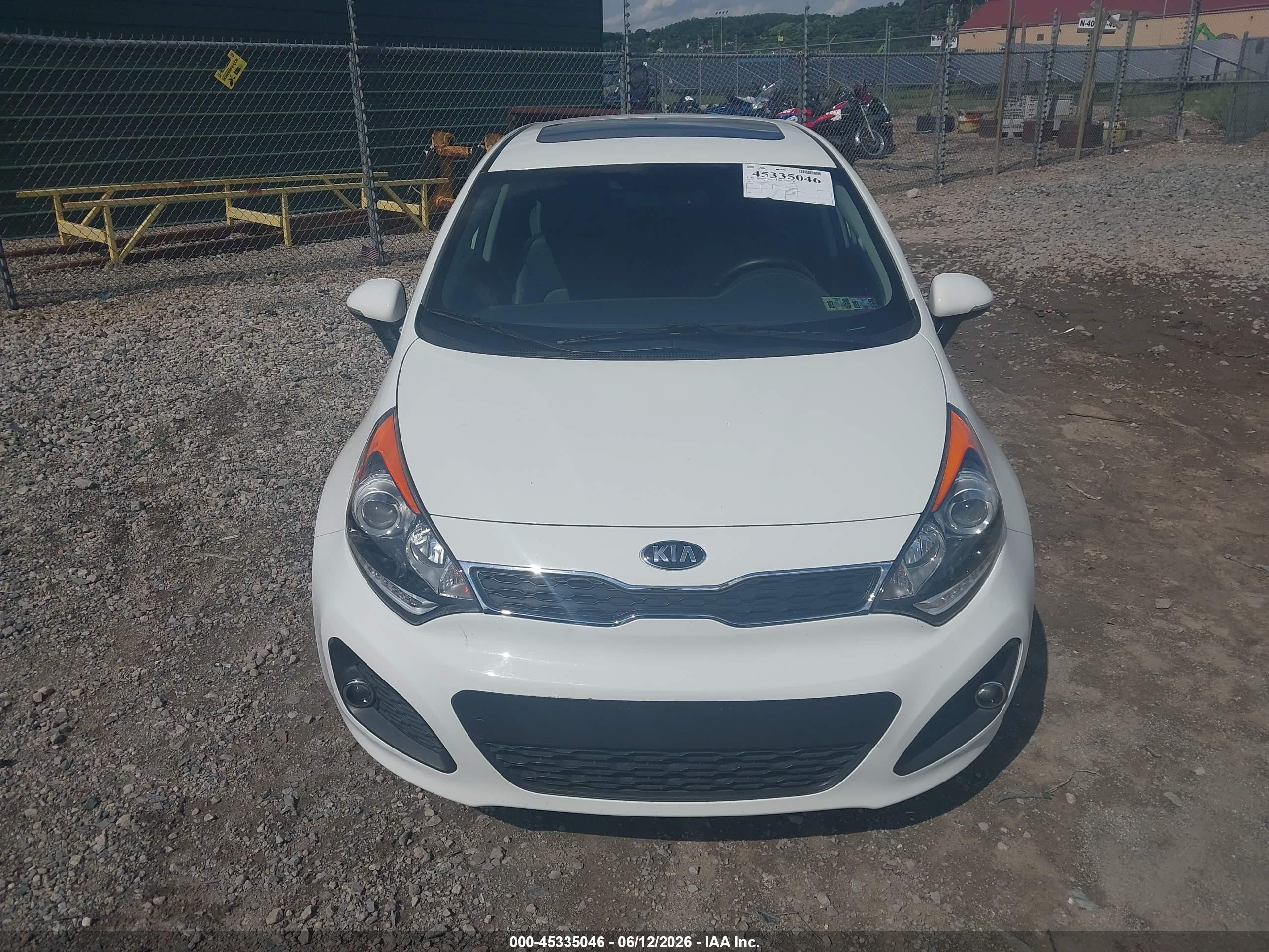2013 Kia Rio Sx White vin: KNADN5A37D6171790
