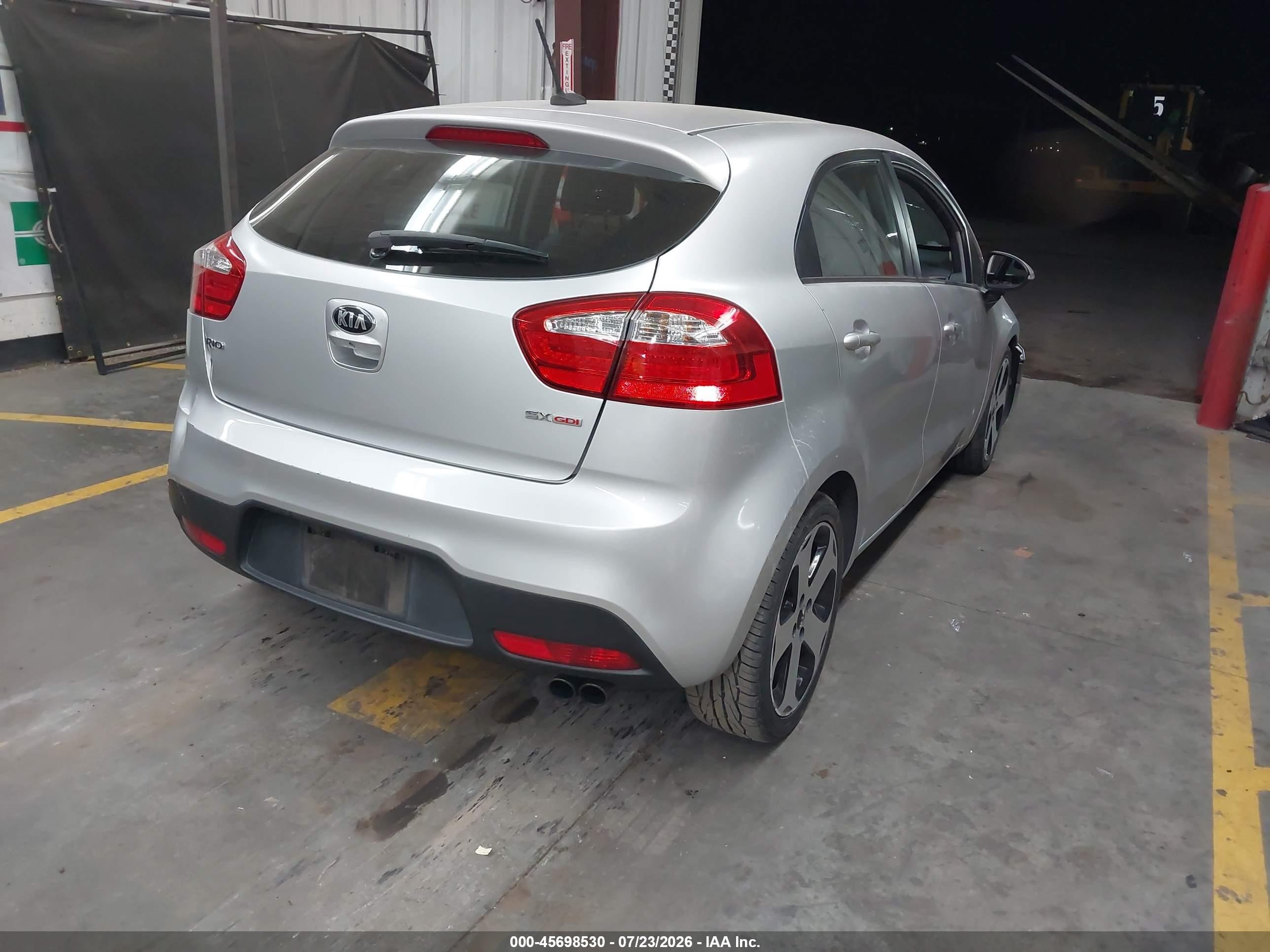 2015 Kia Rio Sx Silver vin: KNADN5A37F6458419