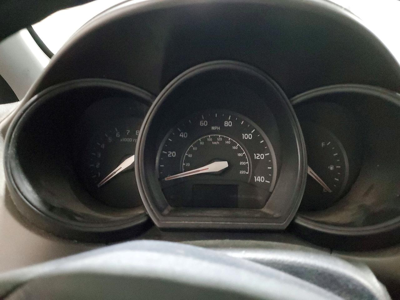 2012 Kia Rio 5-door Ex Silver vin: KNADN5A39C6032467