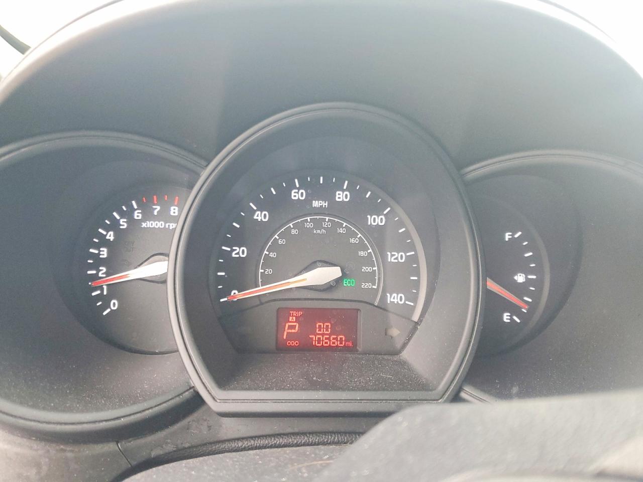 2012 Kia Rio 5-door Ex White vin: KNADN5A39C6054713