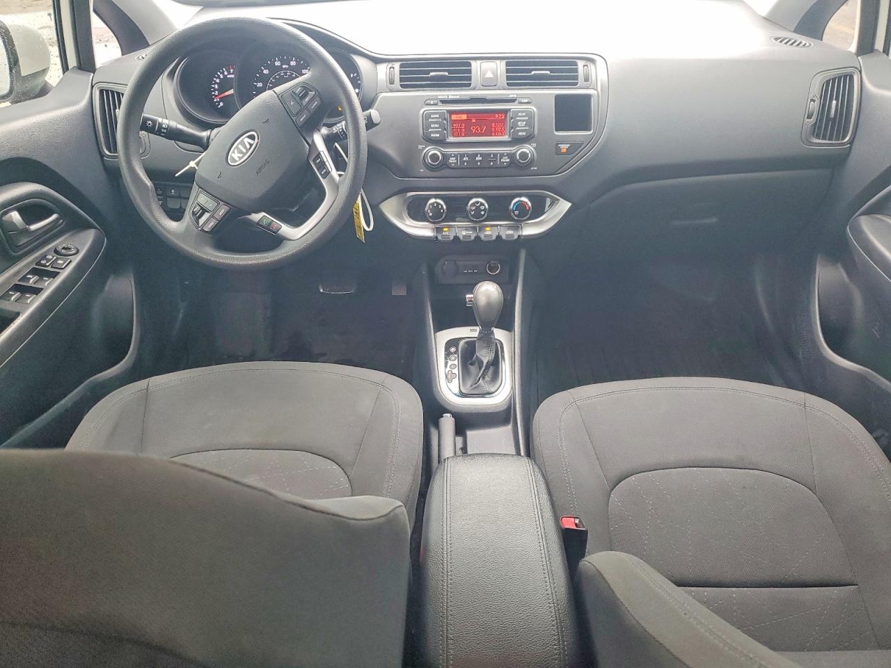 2012 Kia Rio 5-door Ex White vin: KNADN5A39C6054713