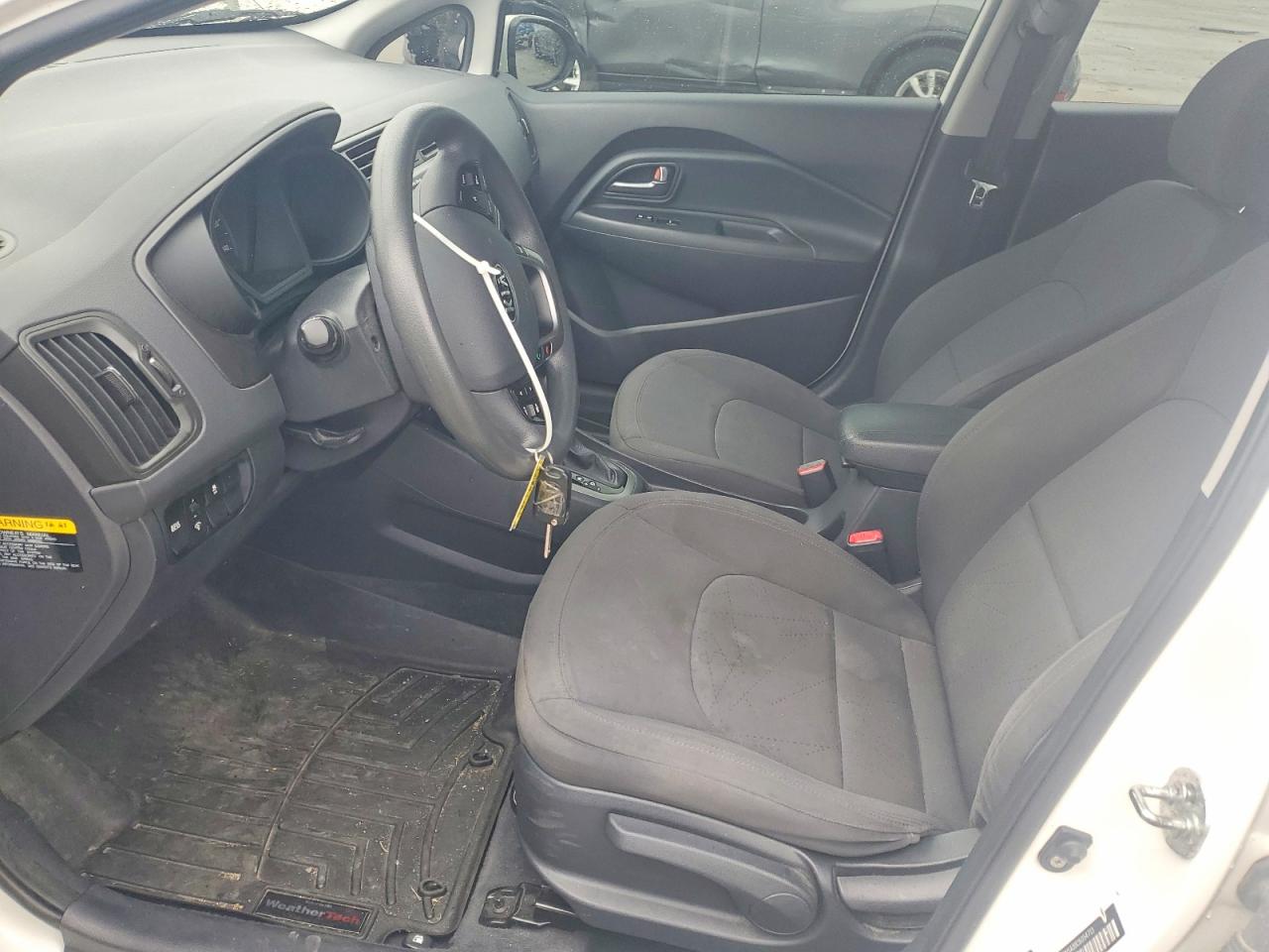 2012 Kia Rio 5-door Ex White vin: KNADN5A39C6054713