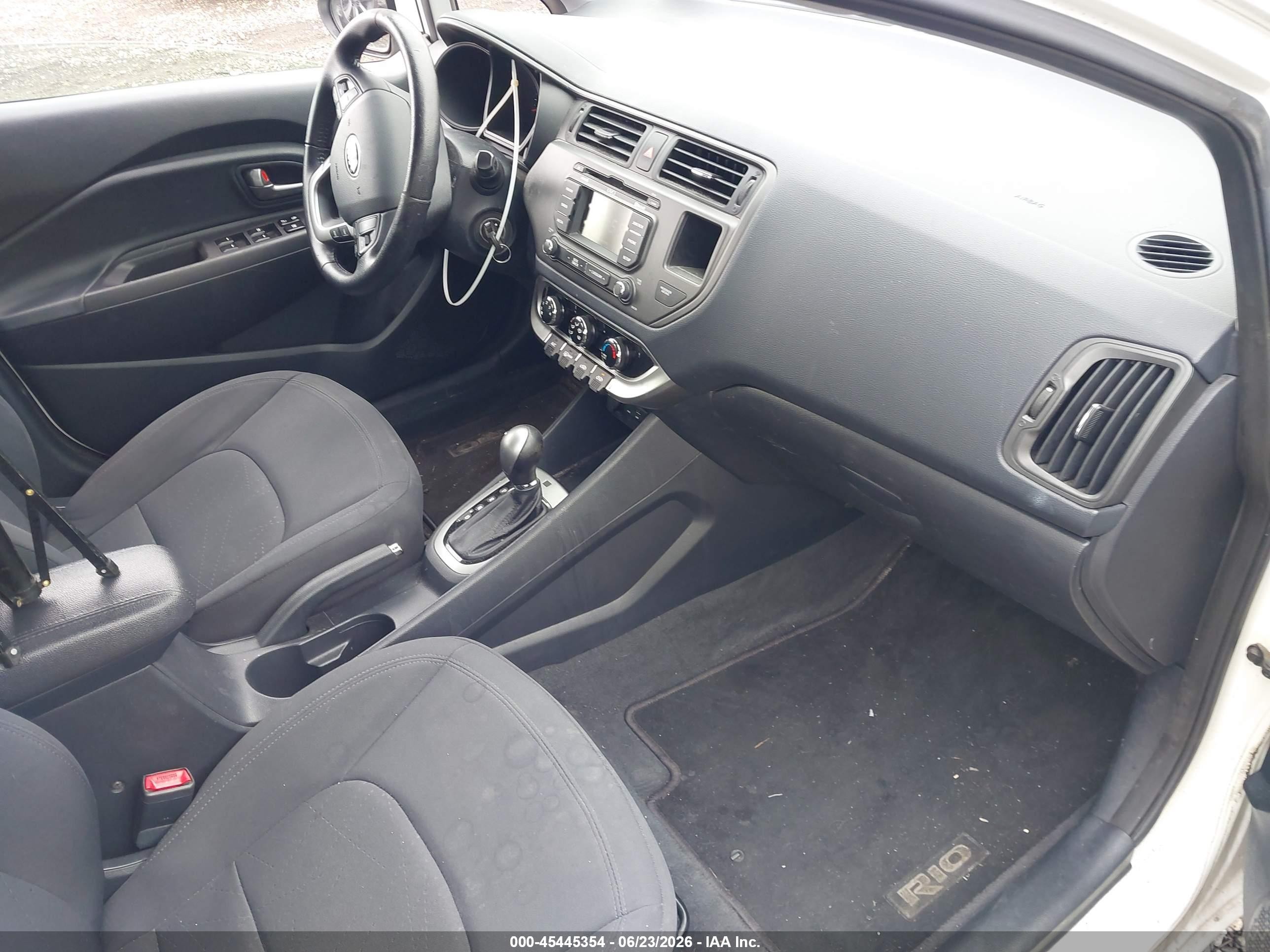 2013 Kia Rio Ex White vin: KNADN5A39D6176716