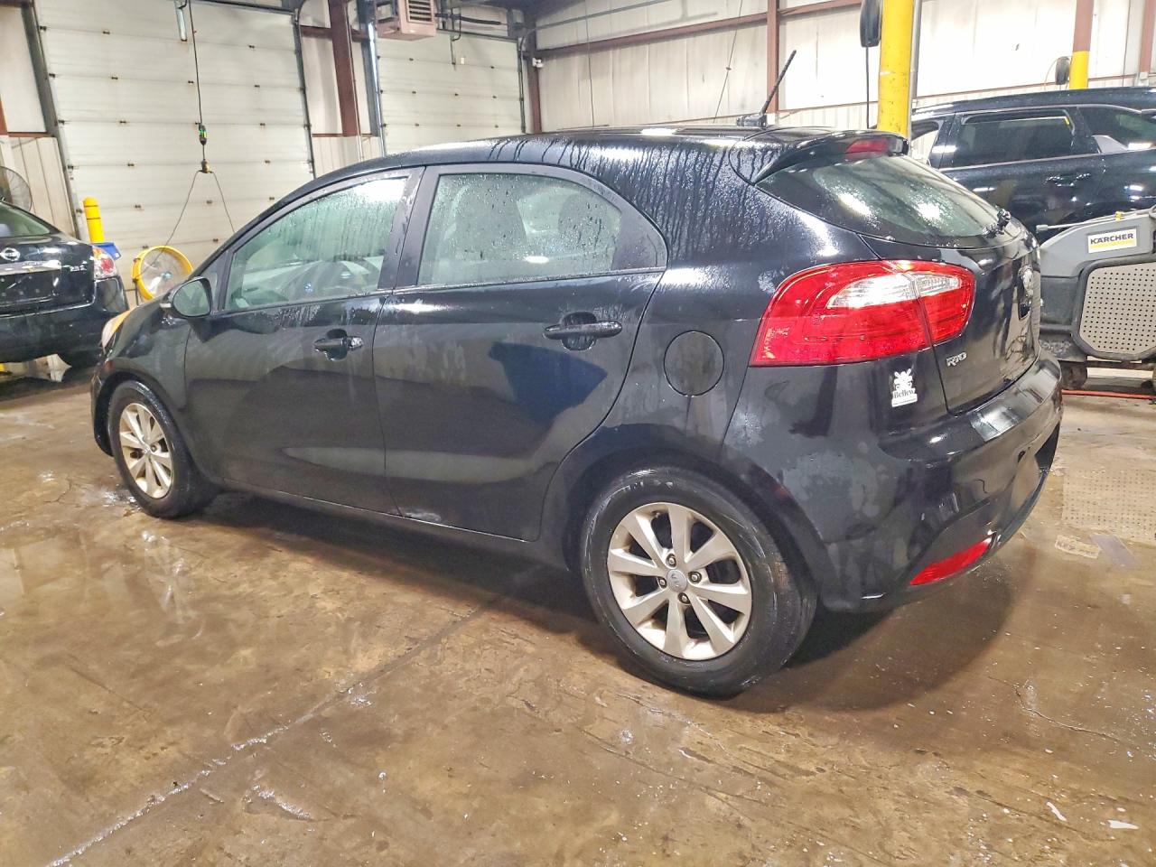 2013 Kia Rio 5-door Ex Black vin: KNADN5A39D6299805