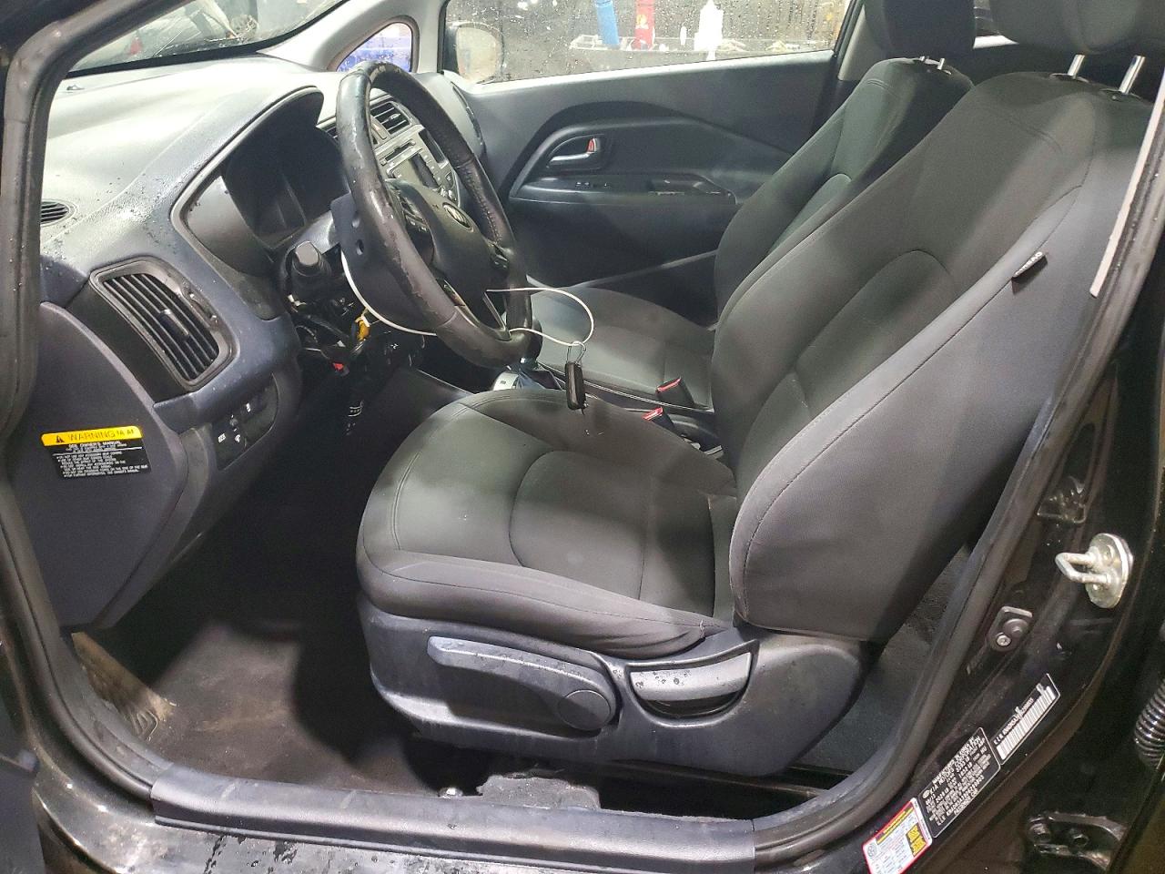 2013 Kia Rio 5-door Ex Black vin: KNADN5A39D6299805
