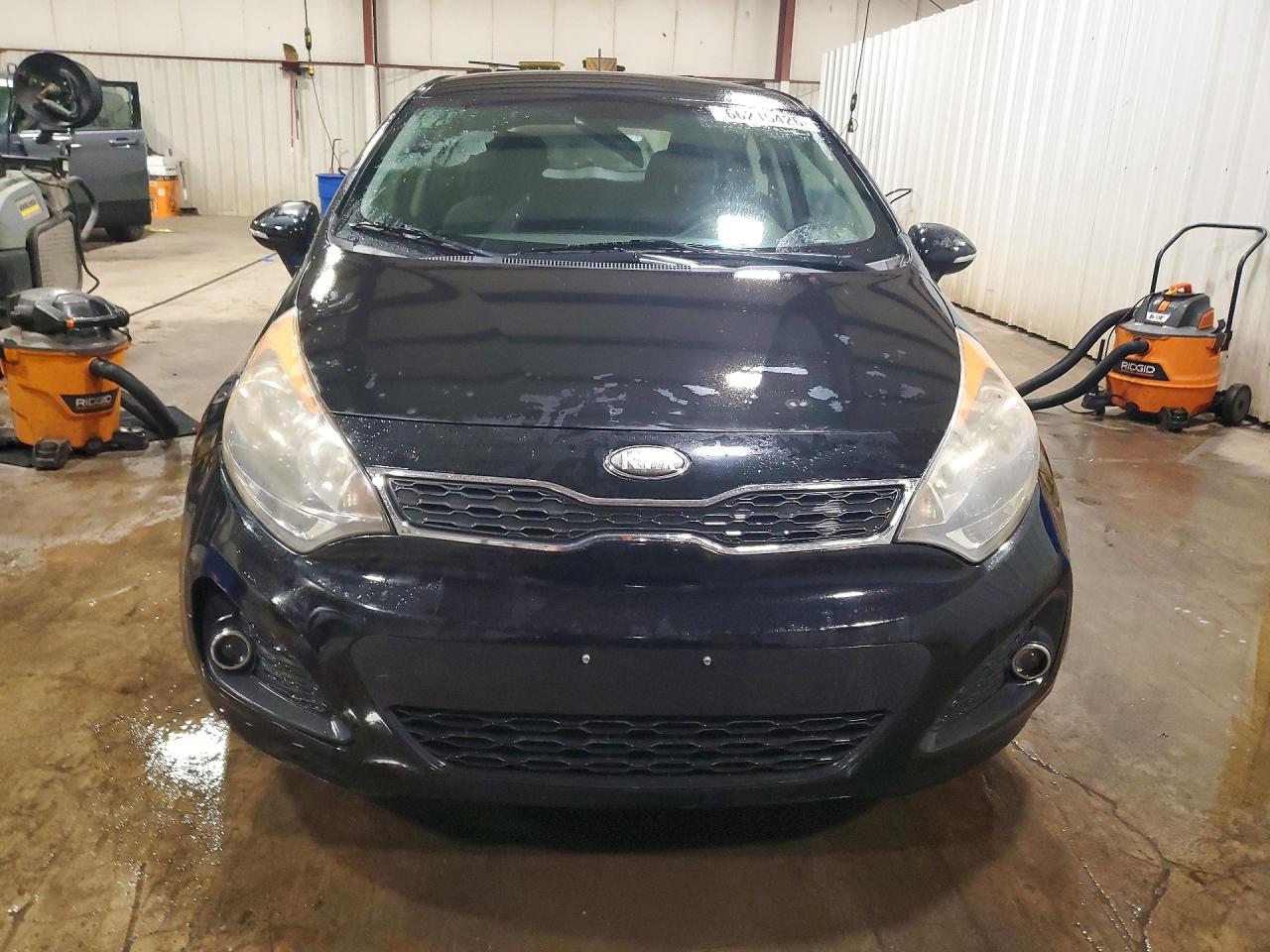 2013 Kia Rio 5-door Ex Black vin: KNADN5A39D6299805