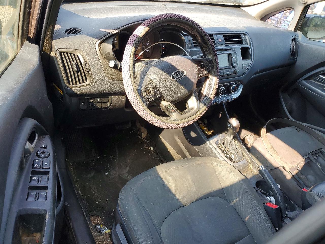 2012 Kia Rio 5-door Ex Black vin: KNADN5A3XC6012597