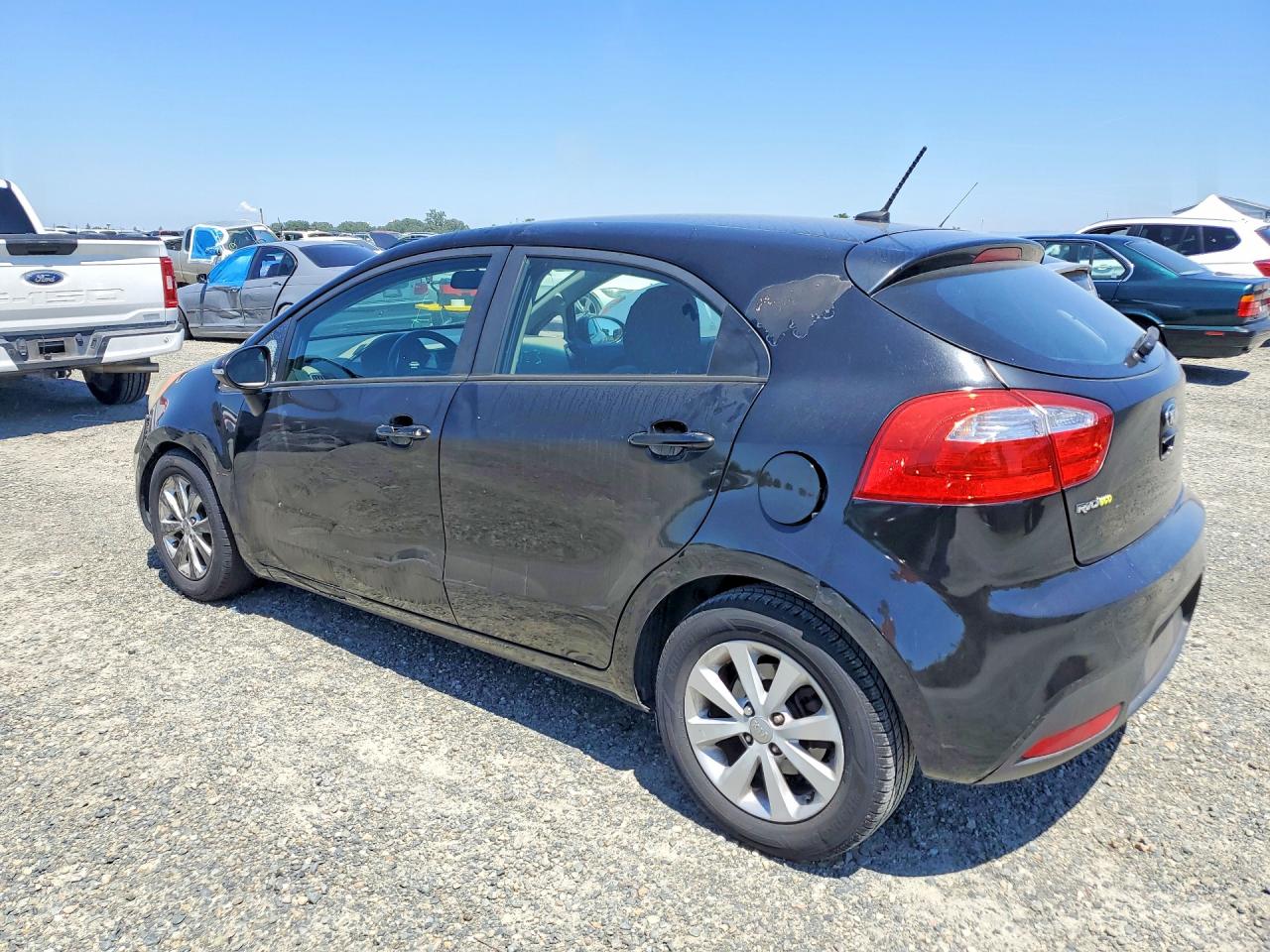 2015 Kia Rio 5-door Ex Black vin: KNADN5A3XF6499823