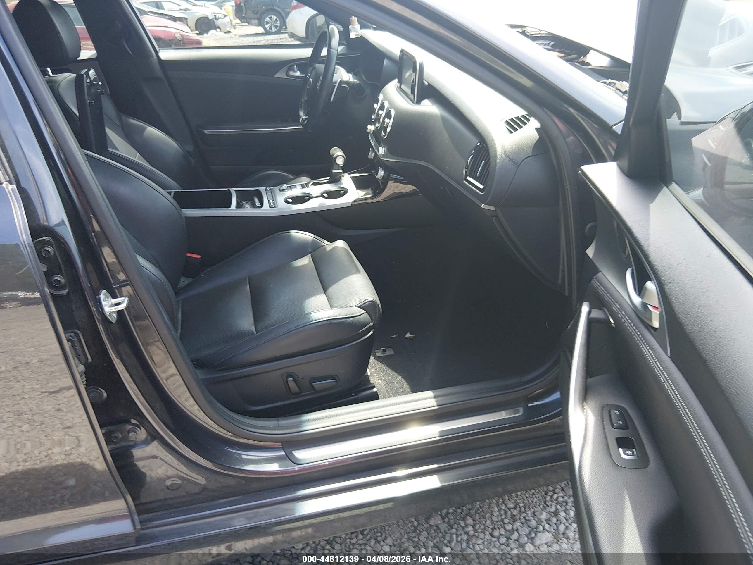 2019 Kia Stinger Gt Black vin: KNAE35LC2K6059208