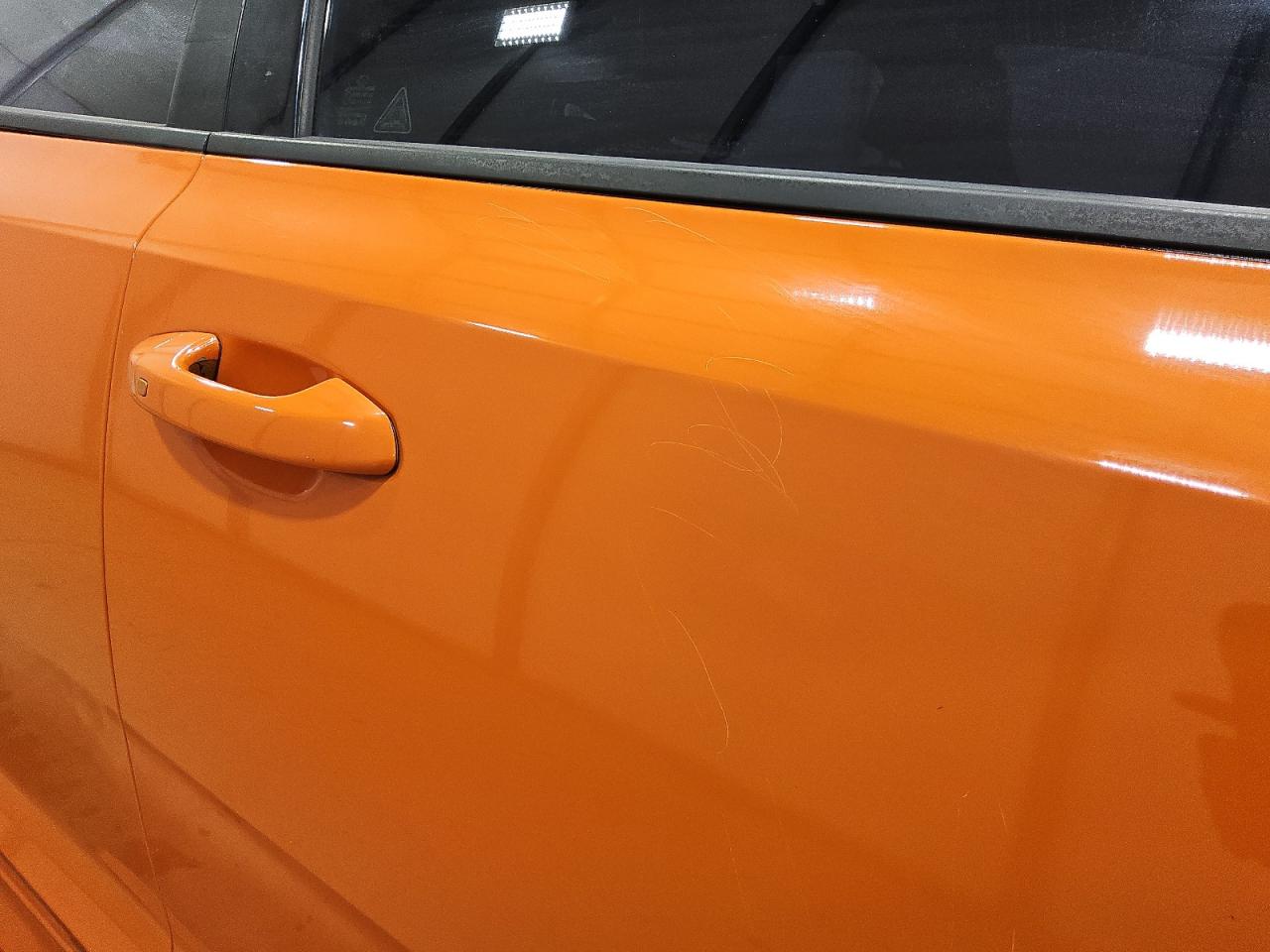 2019 Kia Stinger Gt Orange vin: KNAE35LC4K6069240 Damage: Right Front Door, Cracked, 7 To 8 Inches