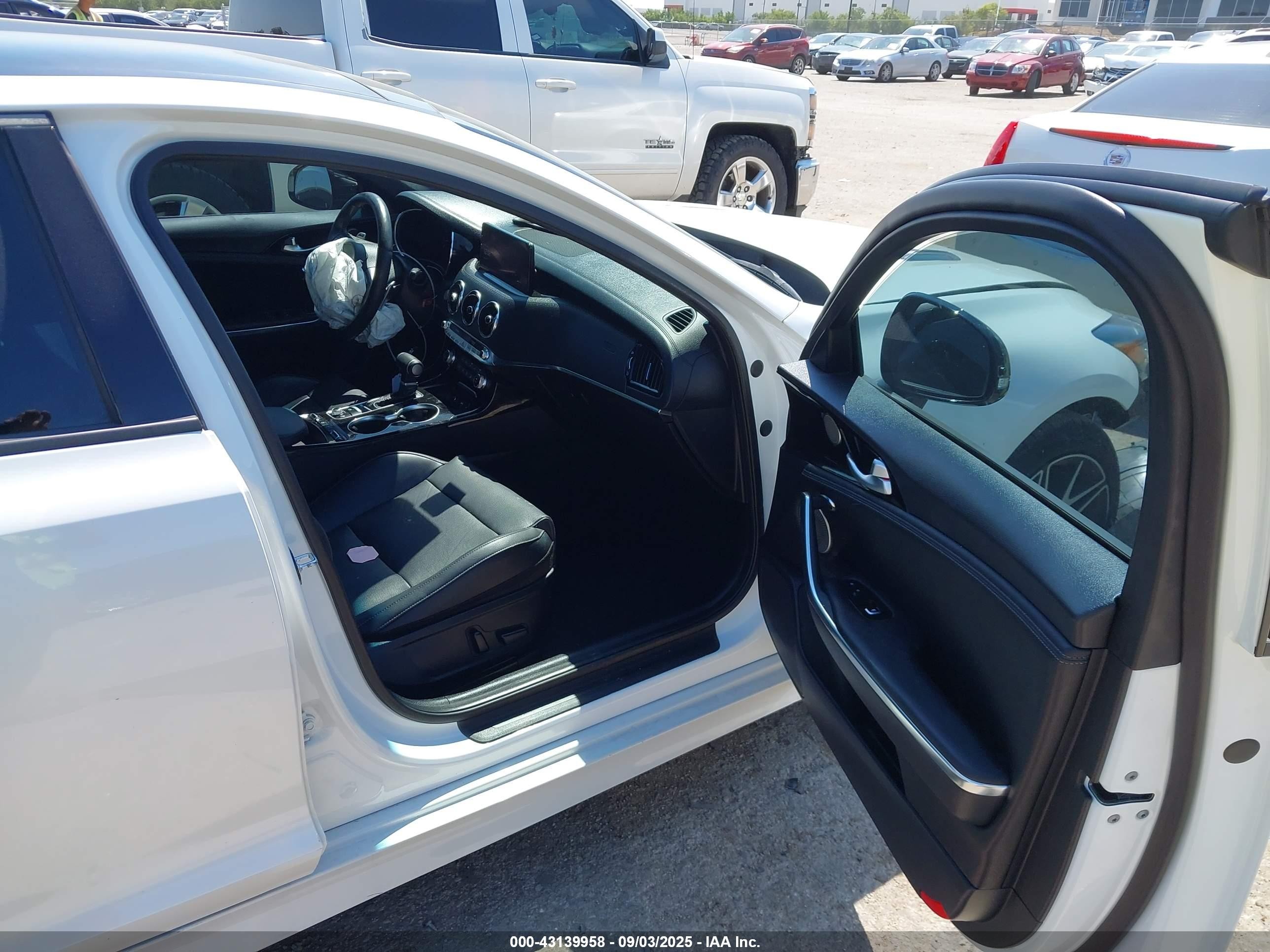 2023 Kia Stinger Gt-line White vin: KNAE35LD6P6131415