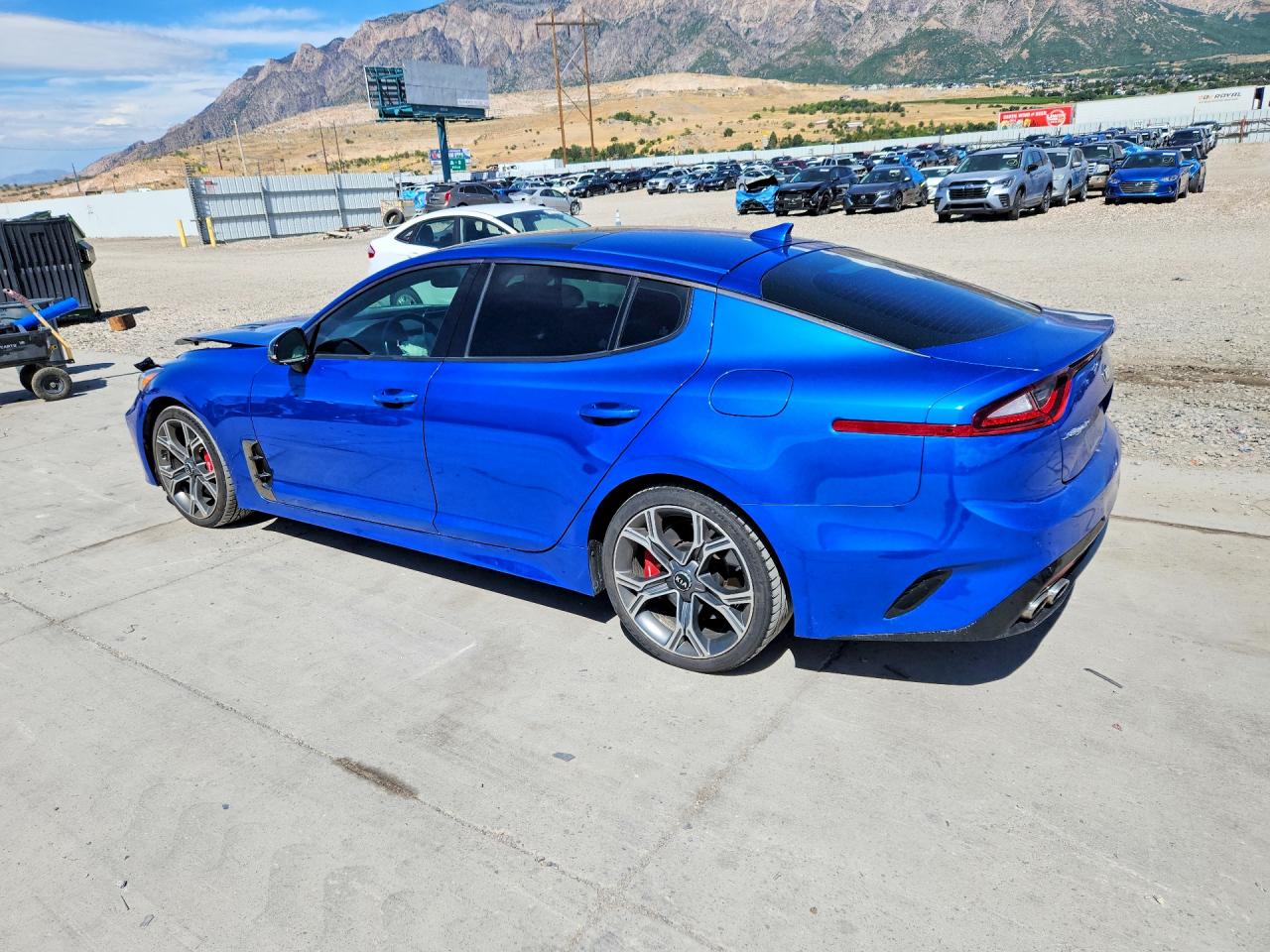 2018 Kia Stinger Gt2 Синий vin: KNAE55LC3J6035198