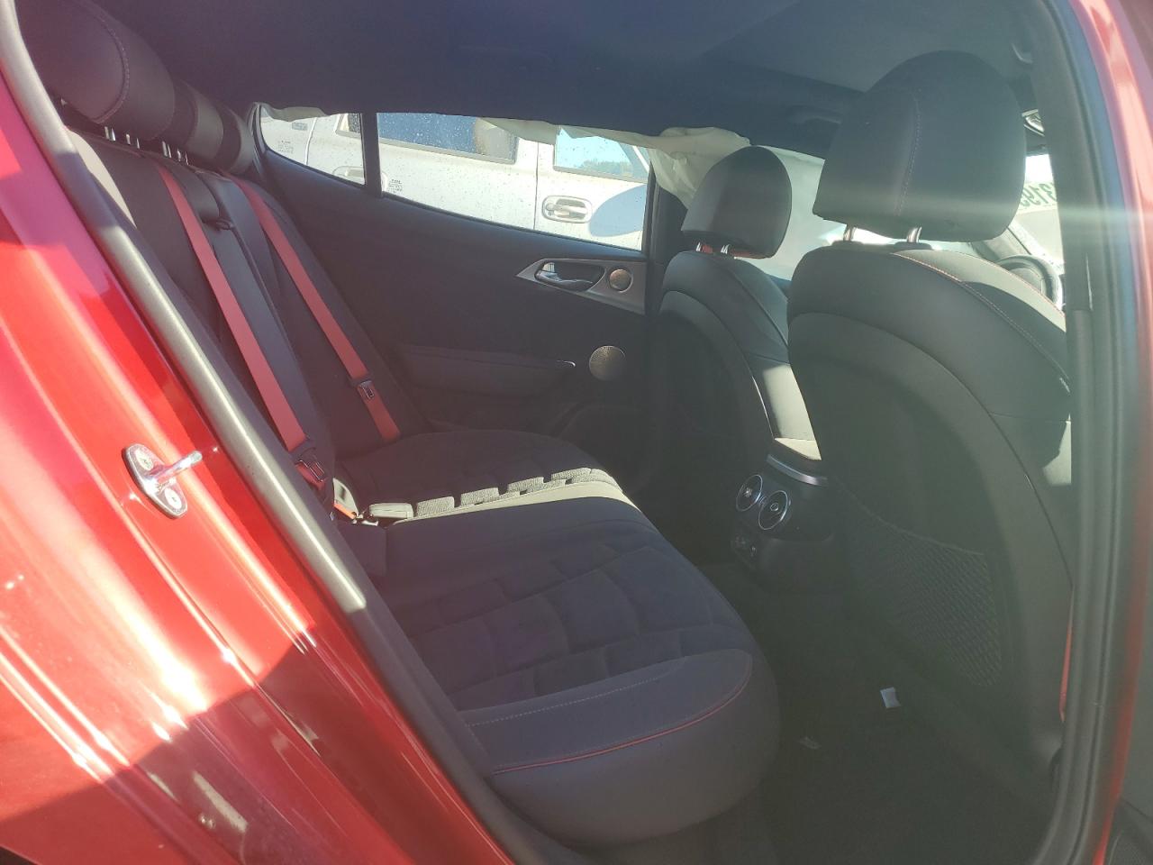 2023 Kia Stinger Gt2 Красный vin: KNAE55LC4P6122763