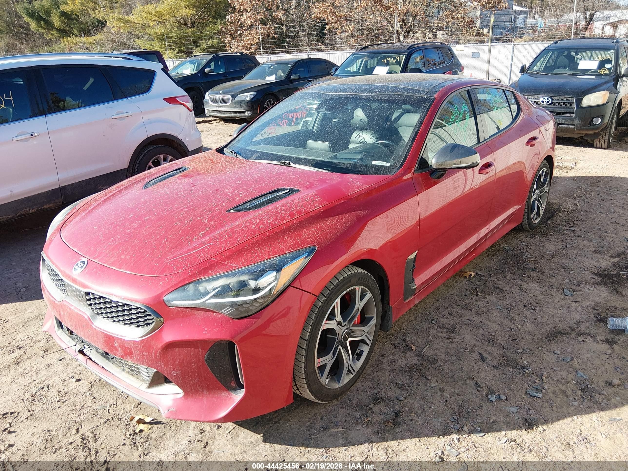 2019 Kia Stinger Gt2 Burgundy vin: KNAE55LCXK6054364