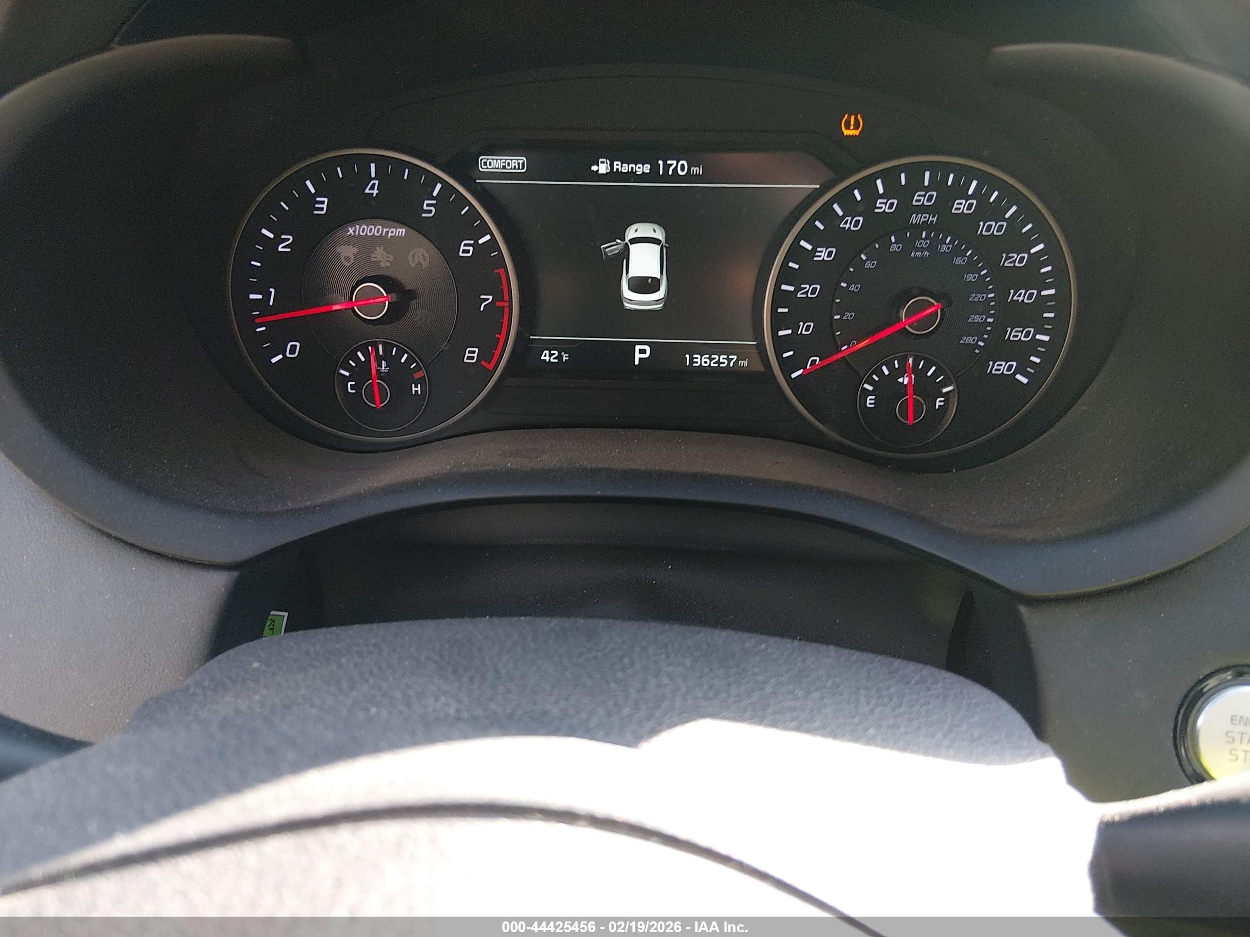 2019 Kia Stinger Gt2 Burgundy vin: KNAE55LCXK6054364