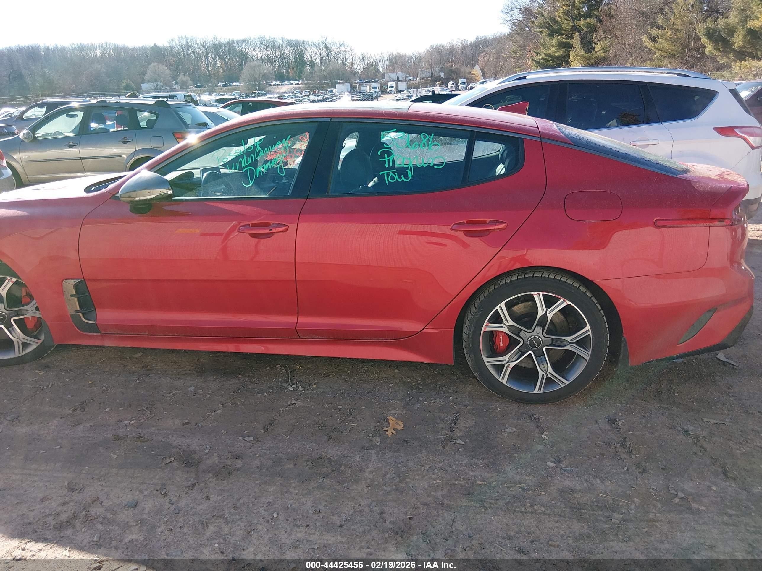 2019 Kia Stinger Gt2 Burgundy vin: KNAE55LCXK6054364