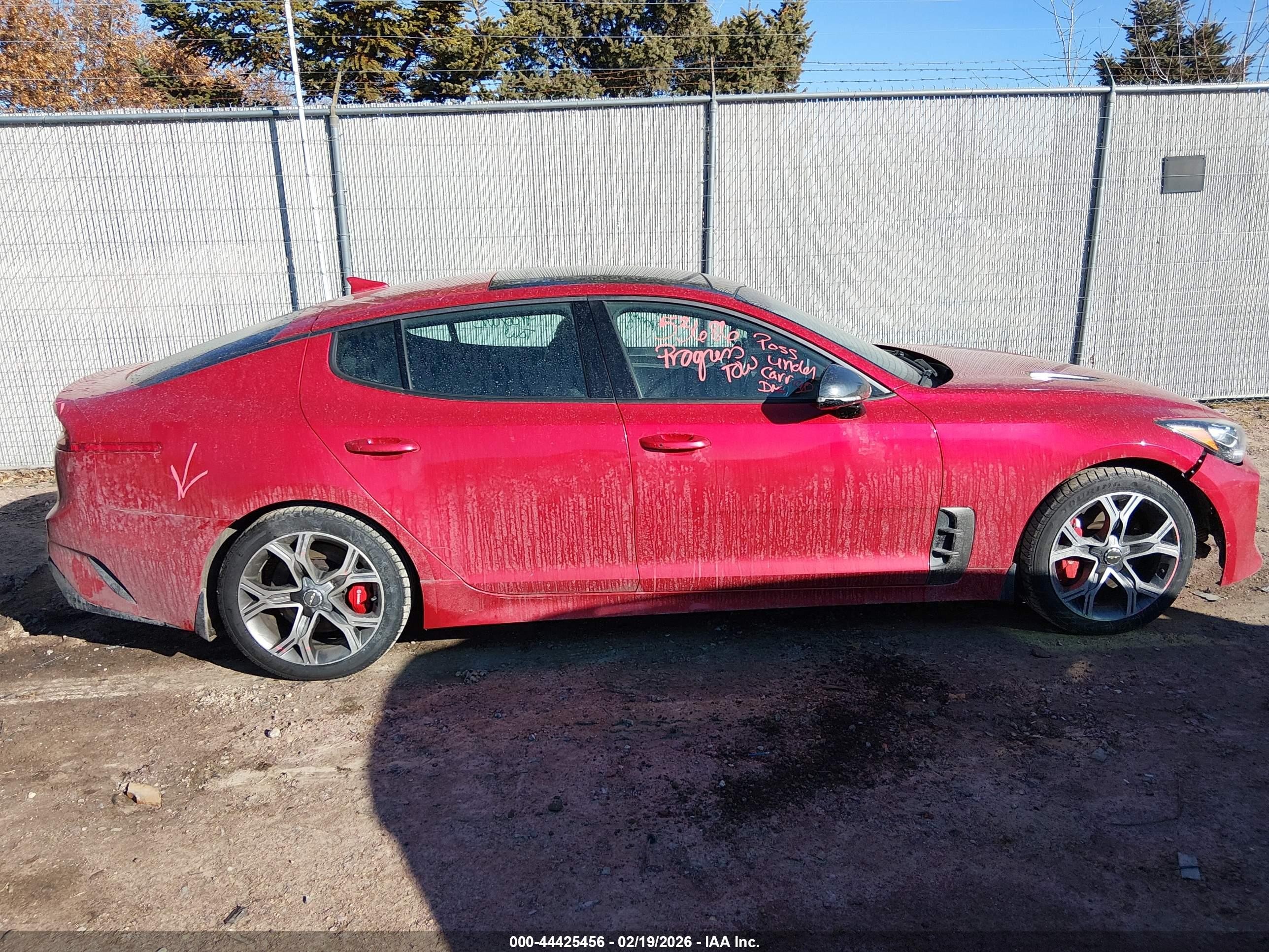 2019 Kia Stinger Gt2 Burgundy vin: KNAE55LCXK6054364