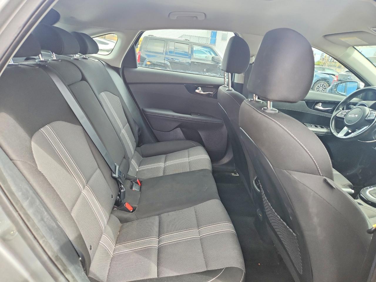2022 Kia Forte Ex Silver vin: KNAF55AC3N5146451