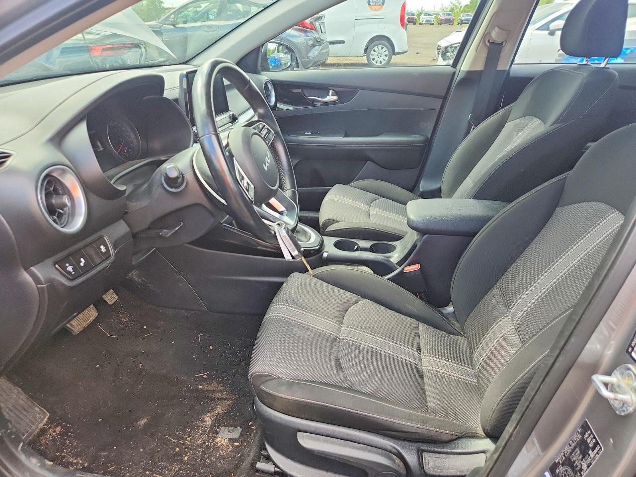 2022 Kia Forte Ex Silver vin: KNAF55AC3N5146451