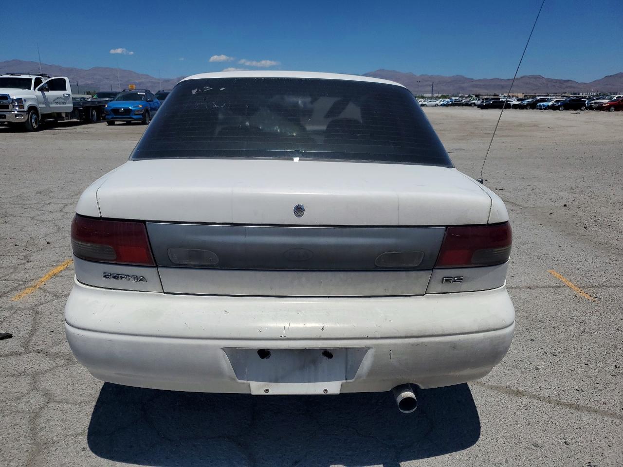1997 Kia Sephia Rs White vin: KNAFA1258V5285835