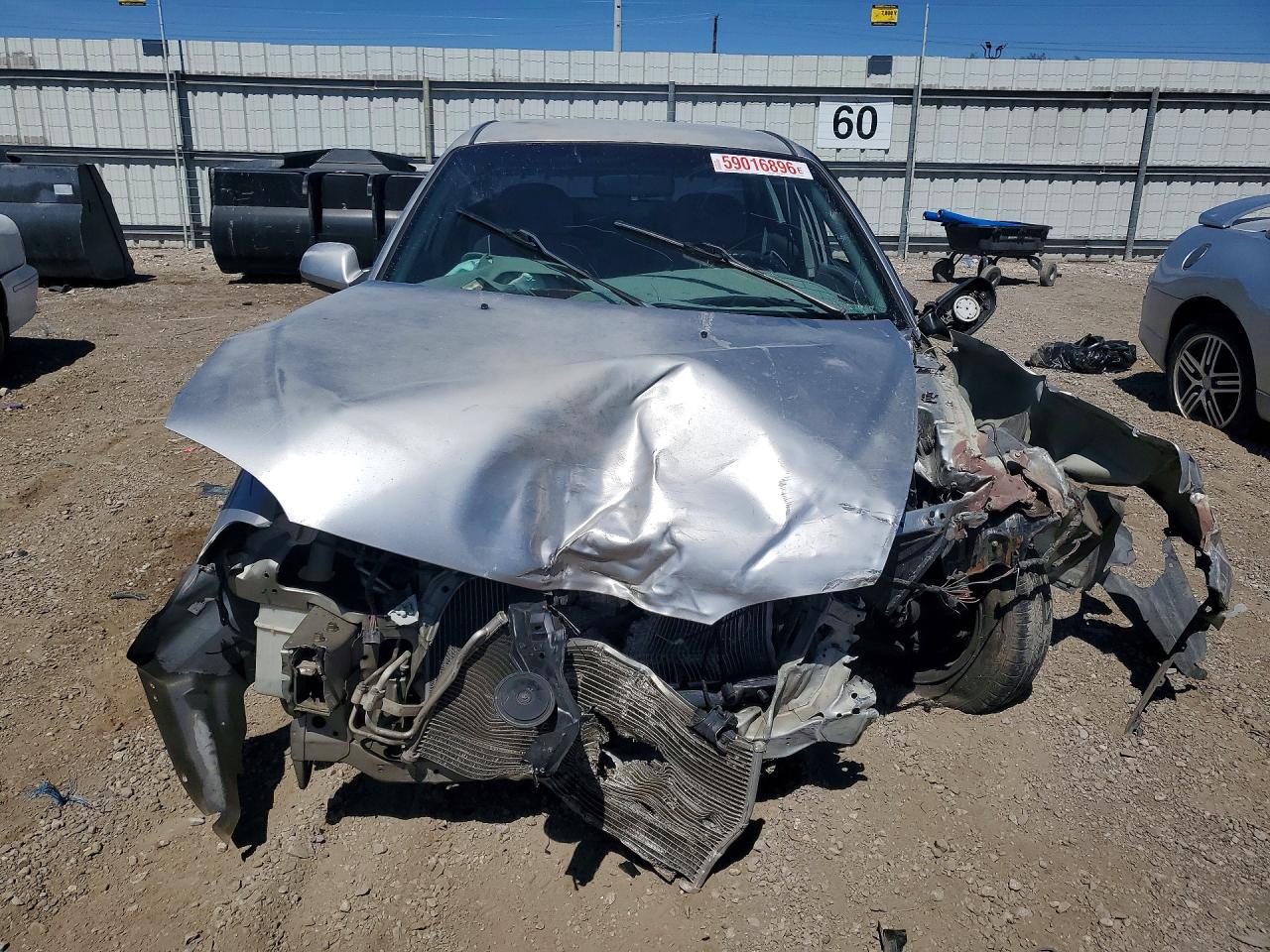 2004 Kia Spectra Base Silver vin: KNAFB121045314799