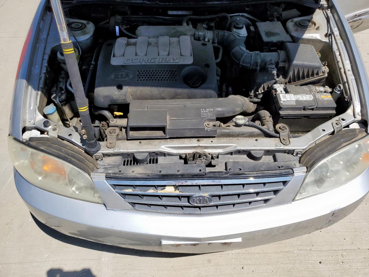 2002 Kia Spectra Base Silver vin: KNAFB121225139436