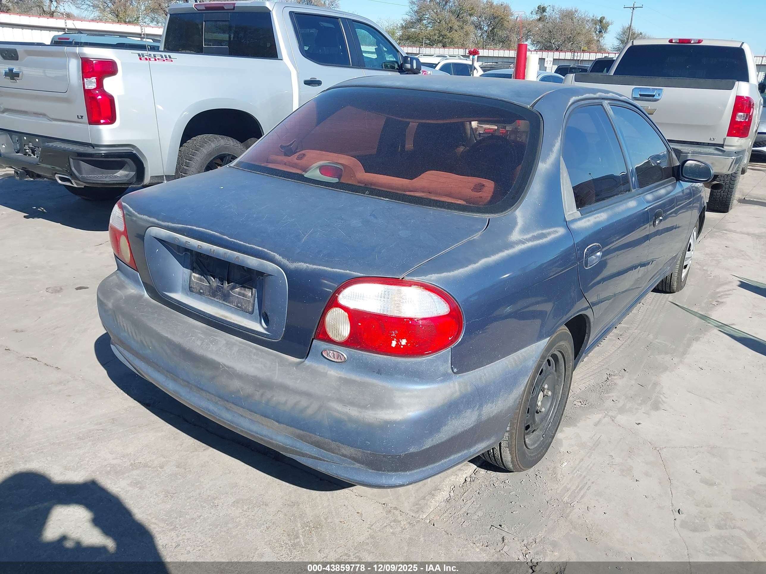 2001 Kia Sephia Ls Gray vin: KNAFB121415093607