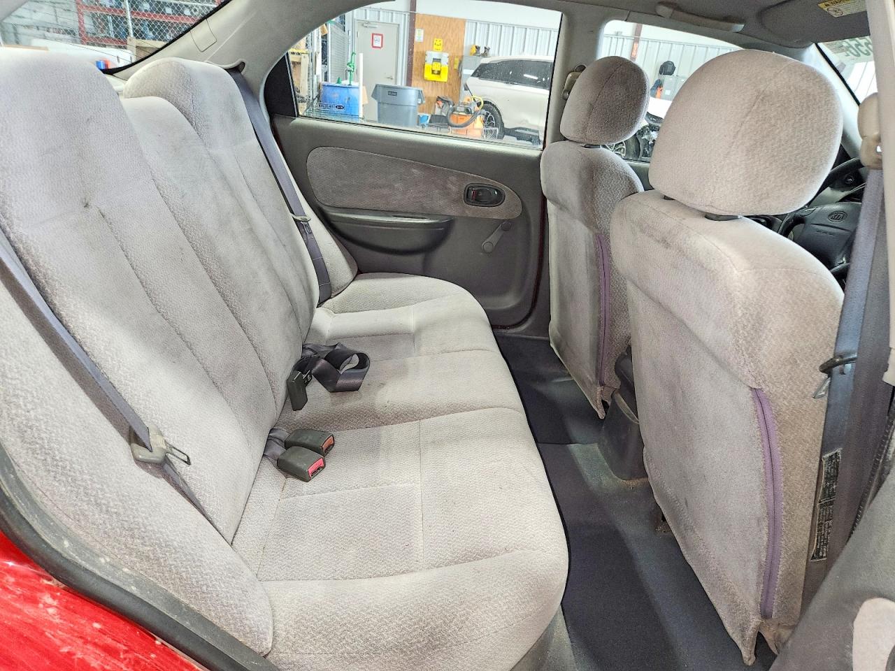 2004 Kia Spectra Base Red vin: KNAFB121545309971