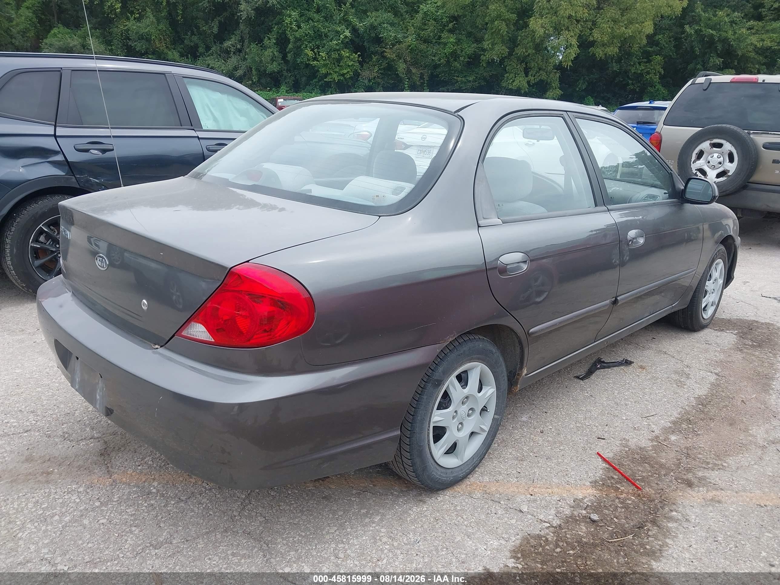 2003 Kia Spectra Ls Gray vin: KNAFB121635254235