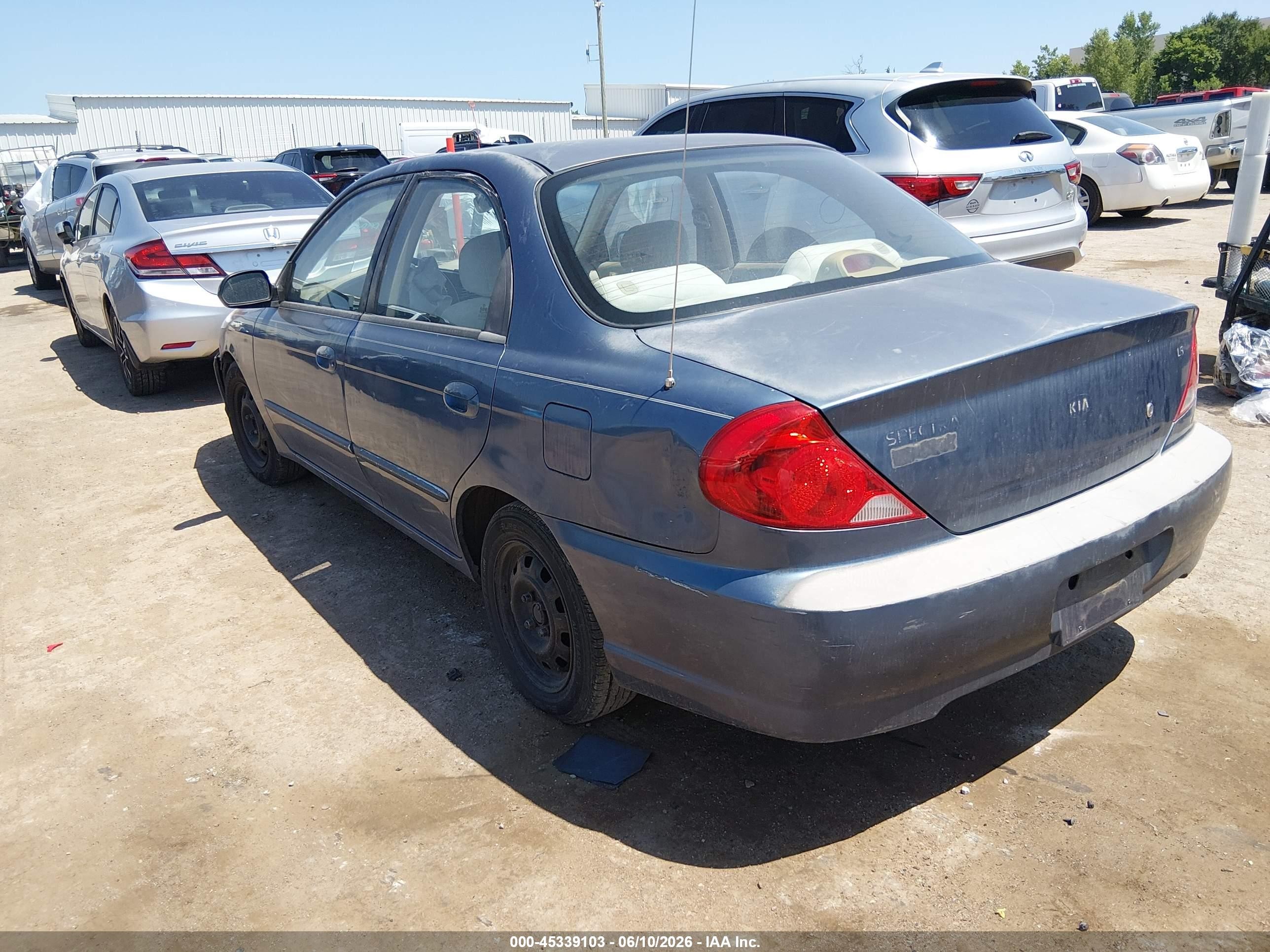 2002 Kia Spectra Ls Blue vin: KNAFB121725199647