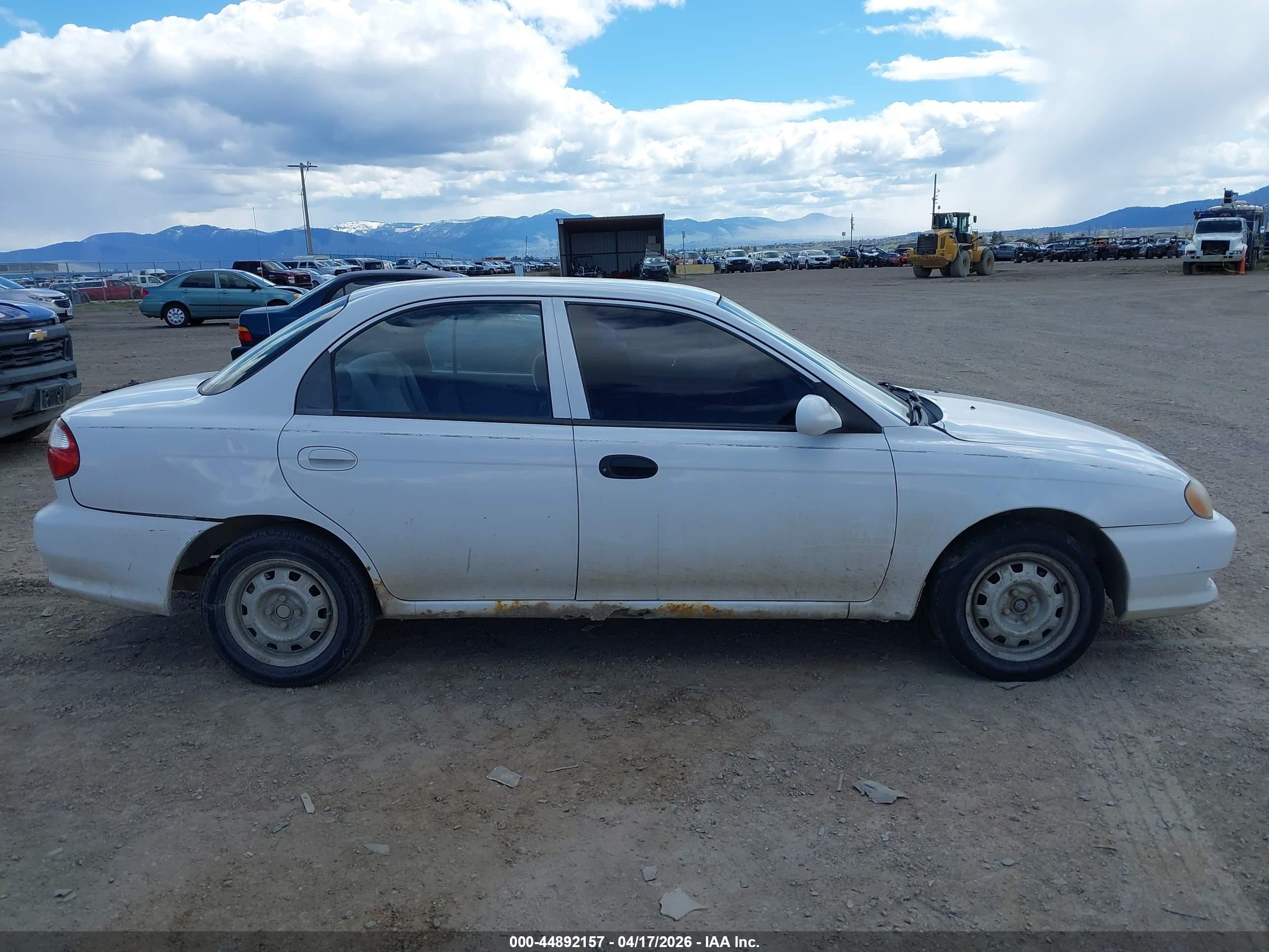 1999 Kia Sephia Ls White vin: KNAFB121XX5773598