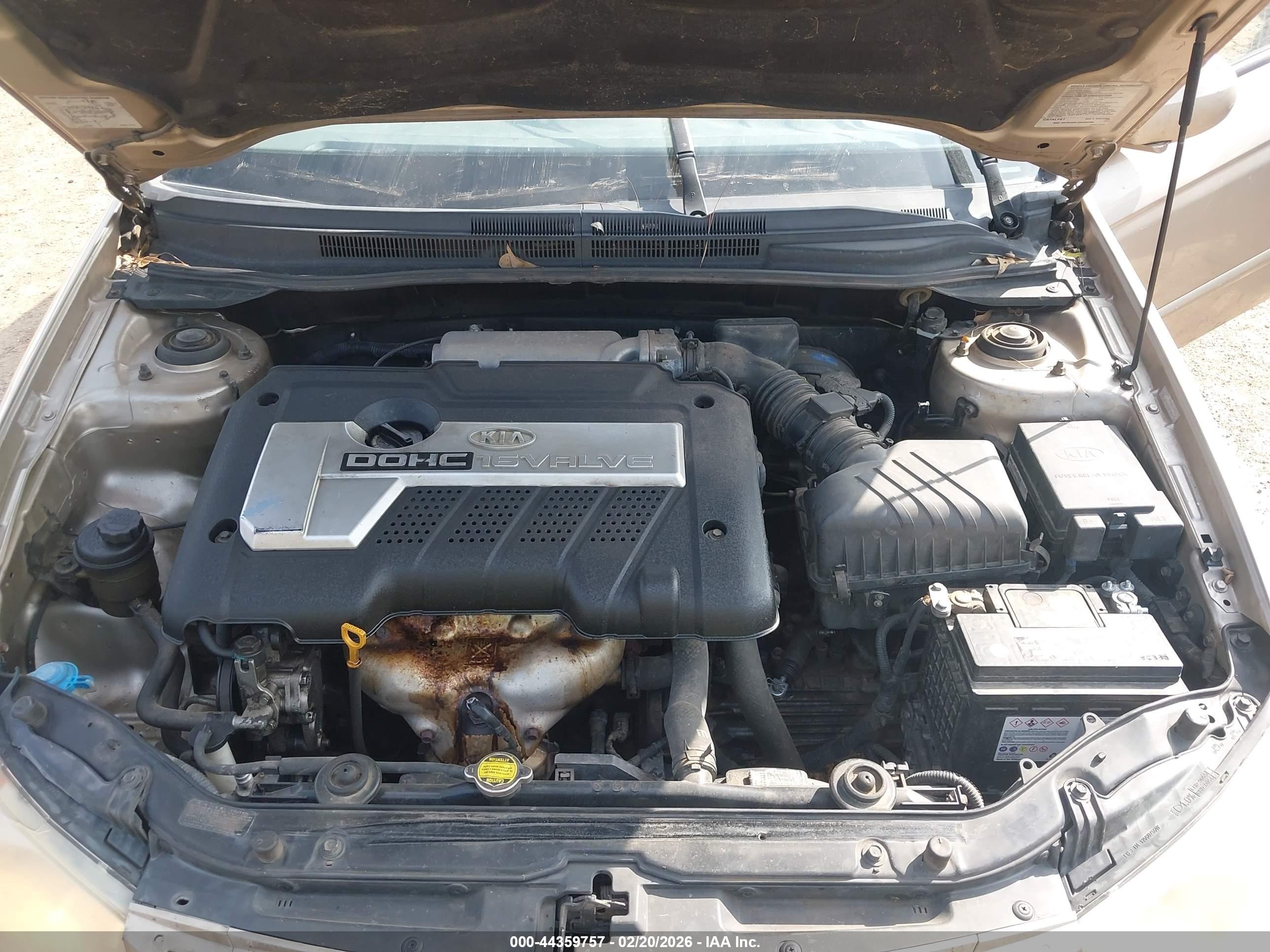 2004 Kia Spectra Ex/lx Gold vin: KNAFE121045040480