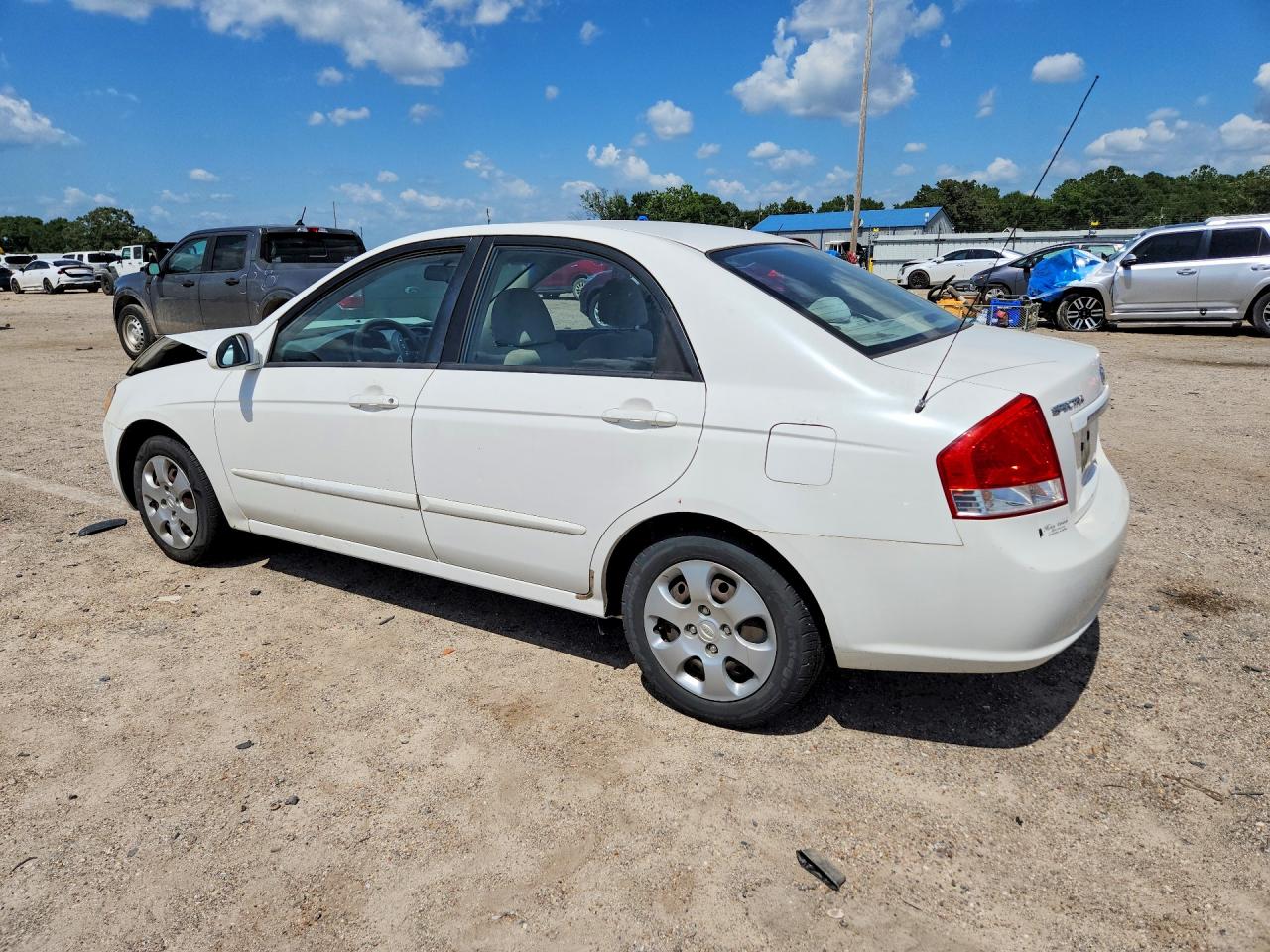 2007 Kia Spectra Lx White vin: KNAFE121075434355