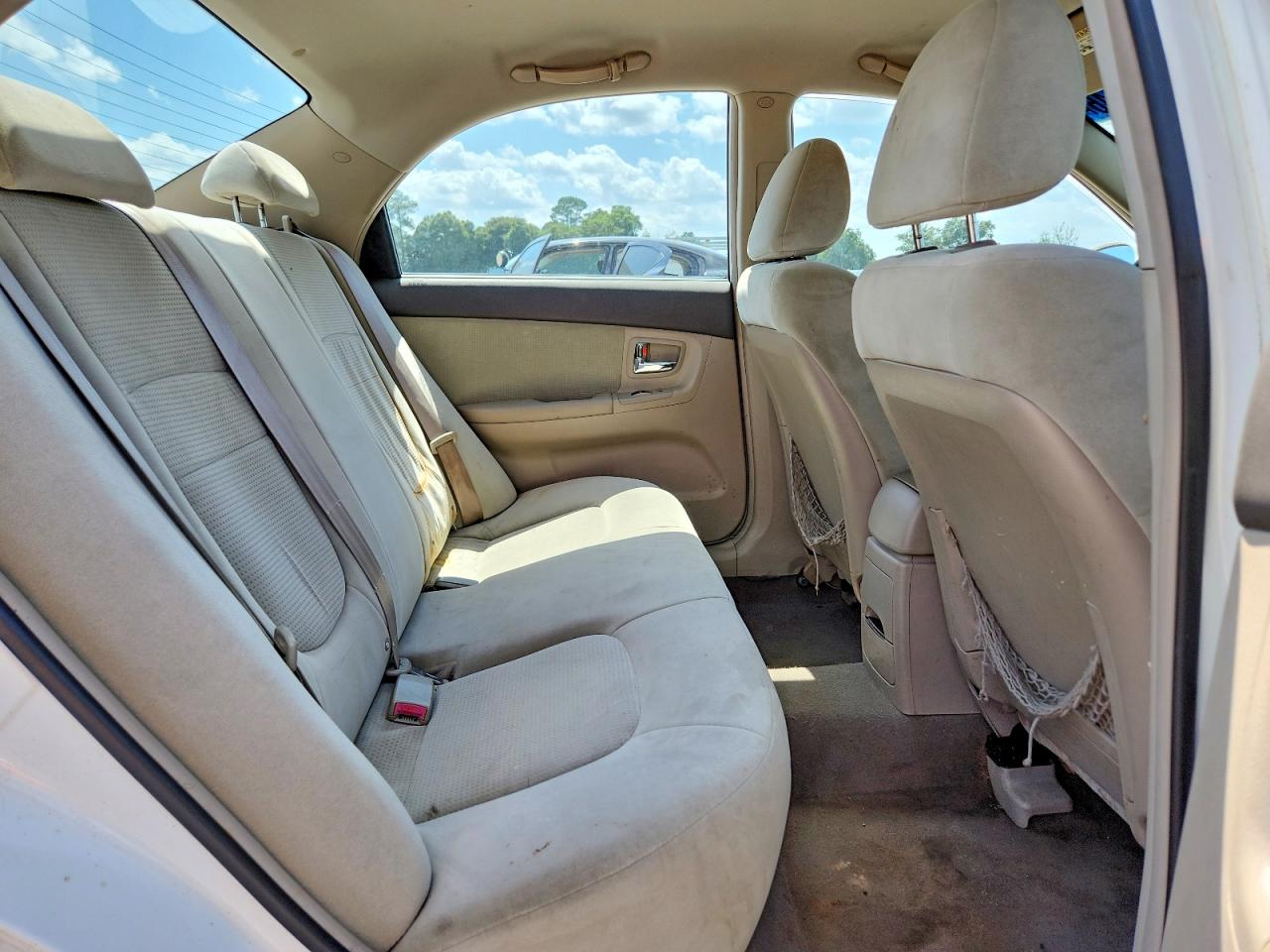 2007 Kia Spectra Lx White vin: KNAFE121075434355