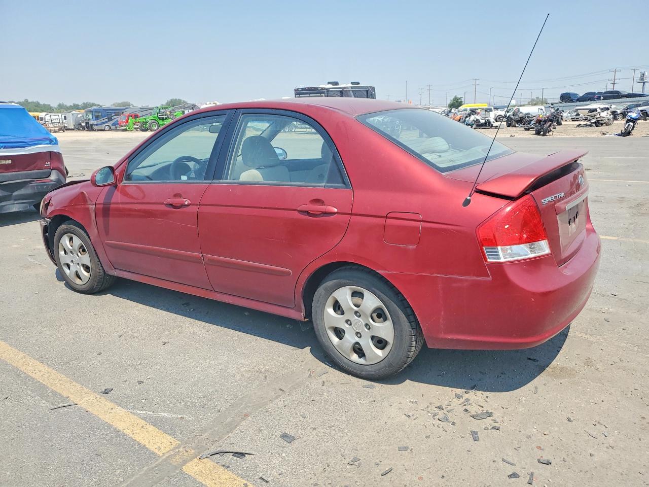 2007 Kia Spectra Lx Red vin: KNAFE121075438695
